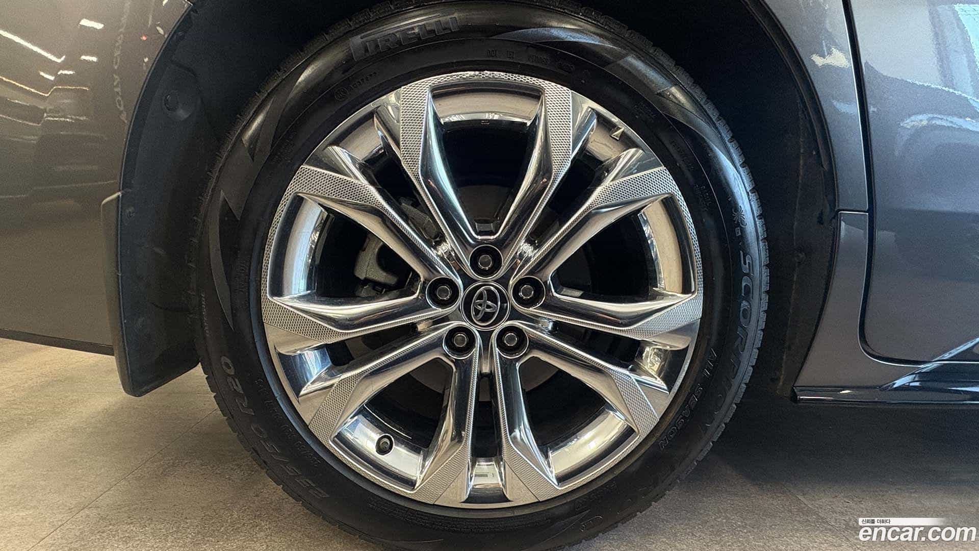 Sienna Toyota 2023.3-OUTER-005