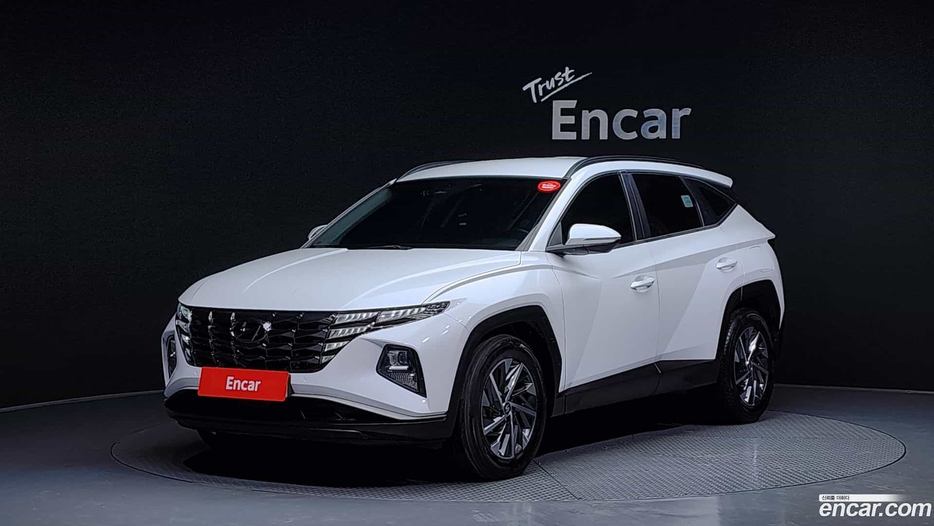 Tucson Hyundai 2021.0-OUTER-001