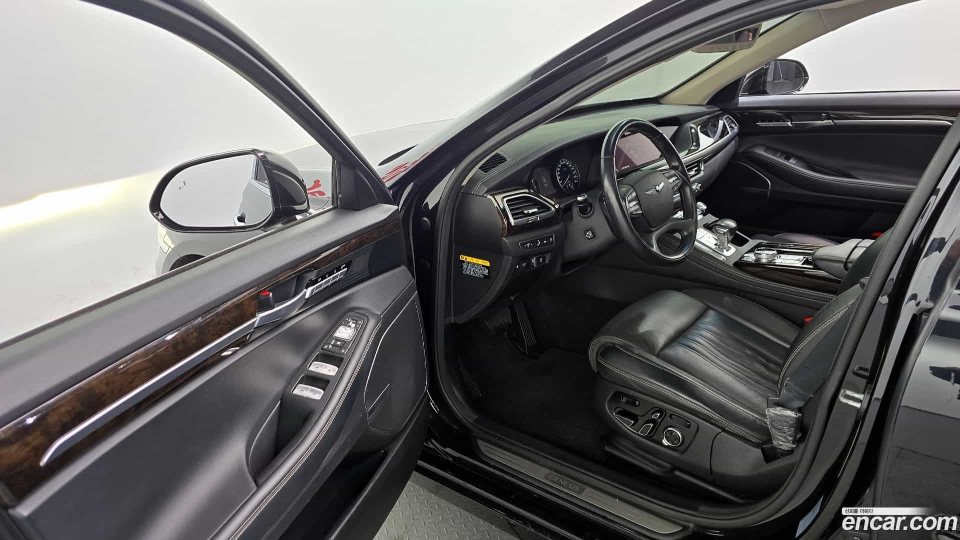 G90 Genesis 2019.2-INNER-010