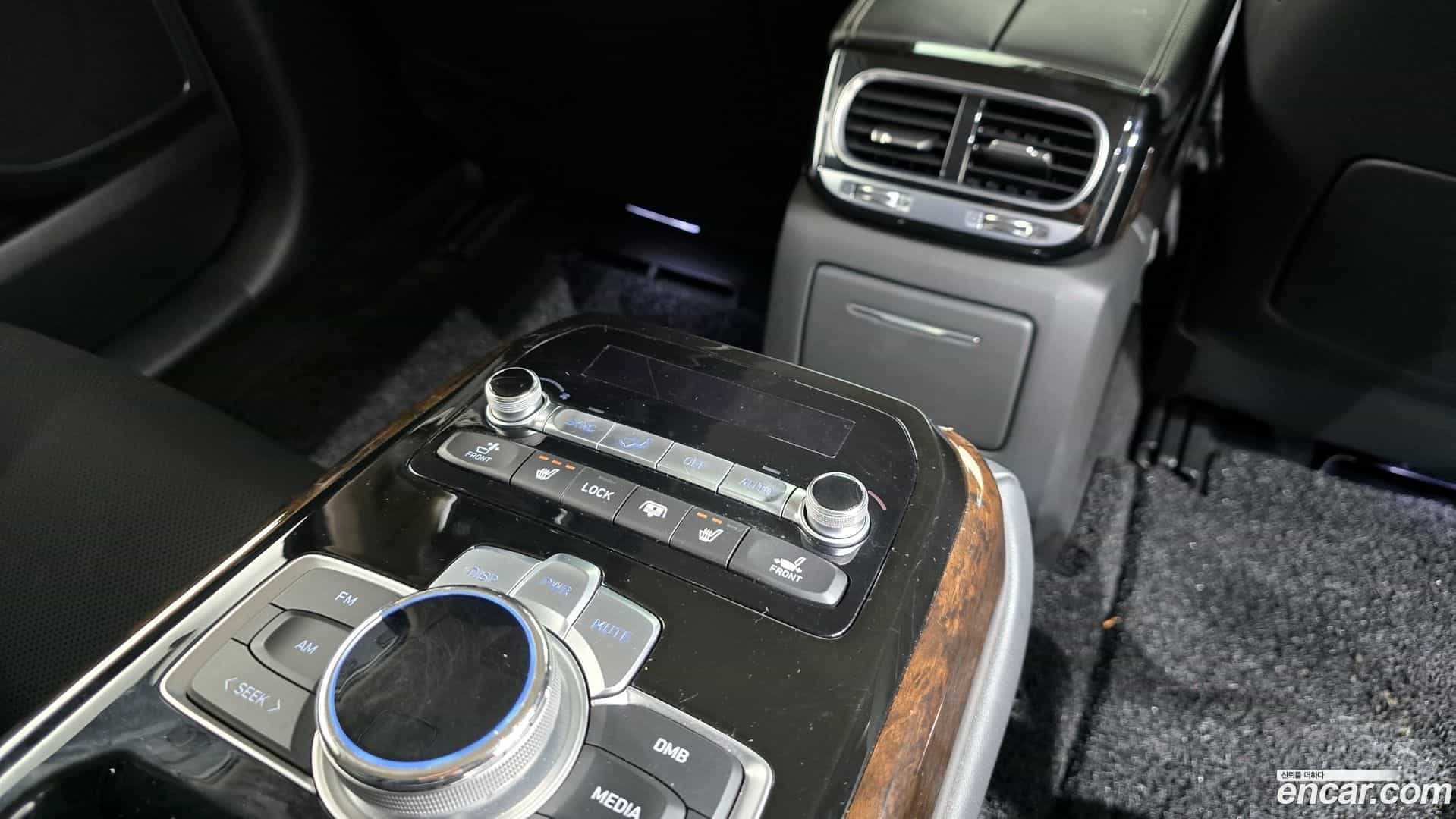 G90 Genesis 2019.2-OPTION-023