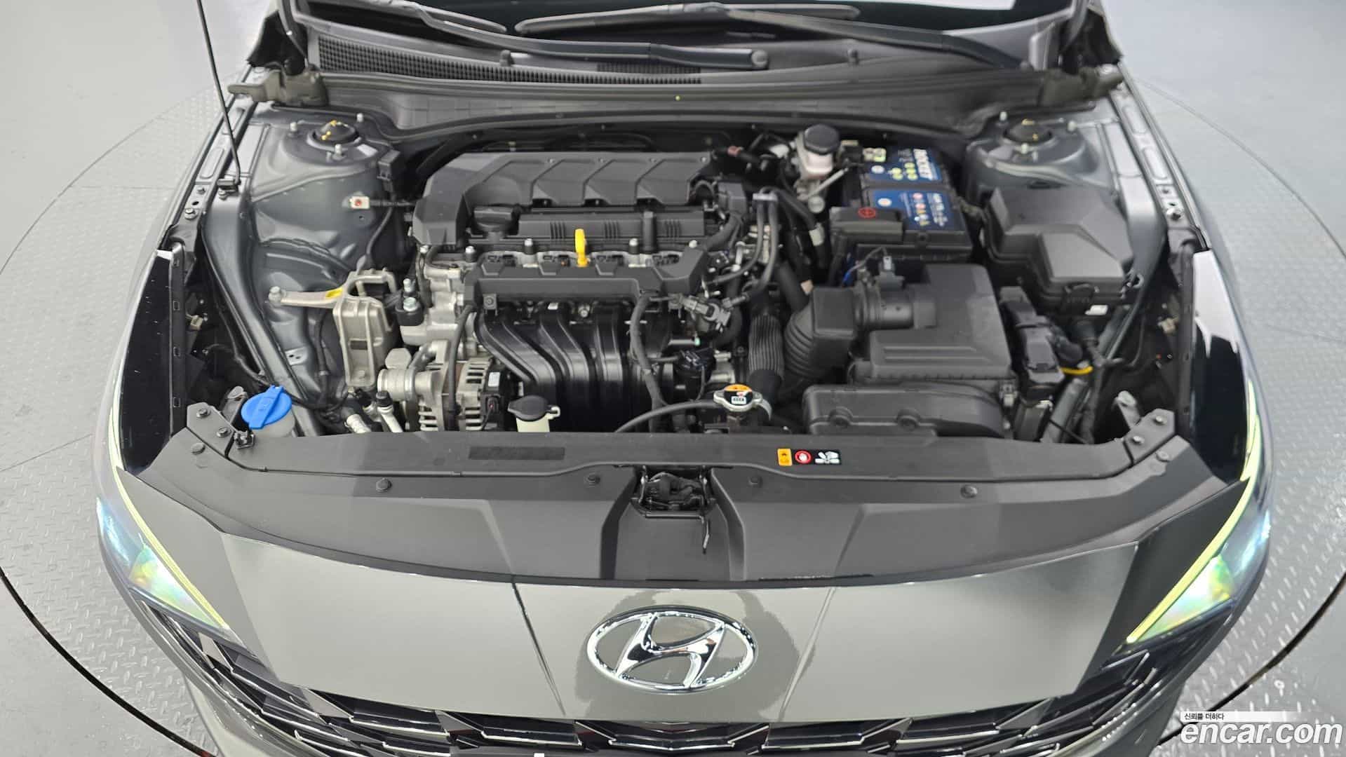 AVANTE Hyundai 2021.0-INNER-006