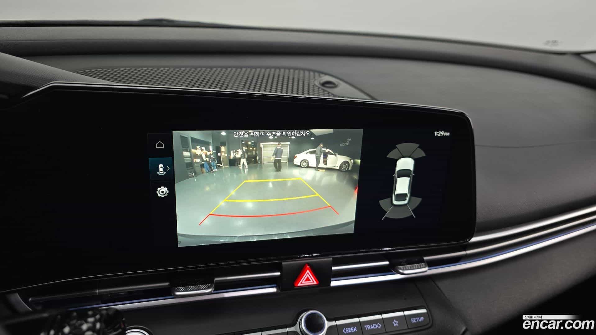 AVANTE Hyundai 2021.0-OPTION-020