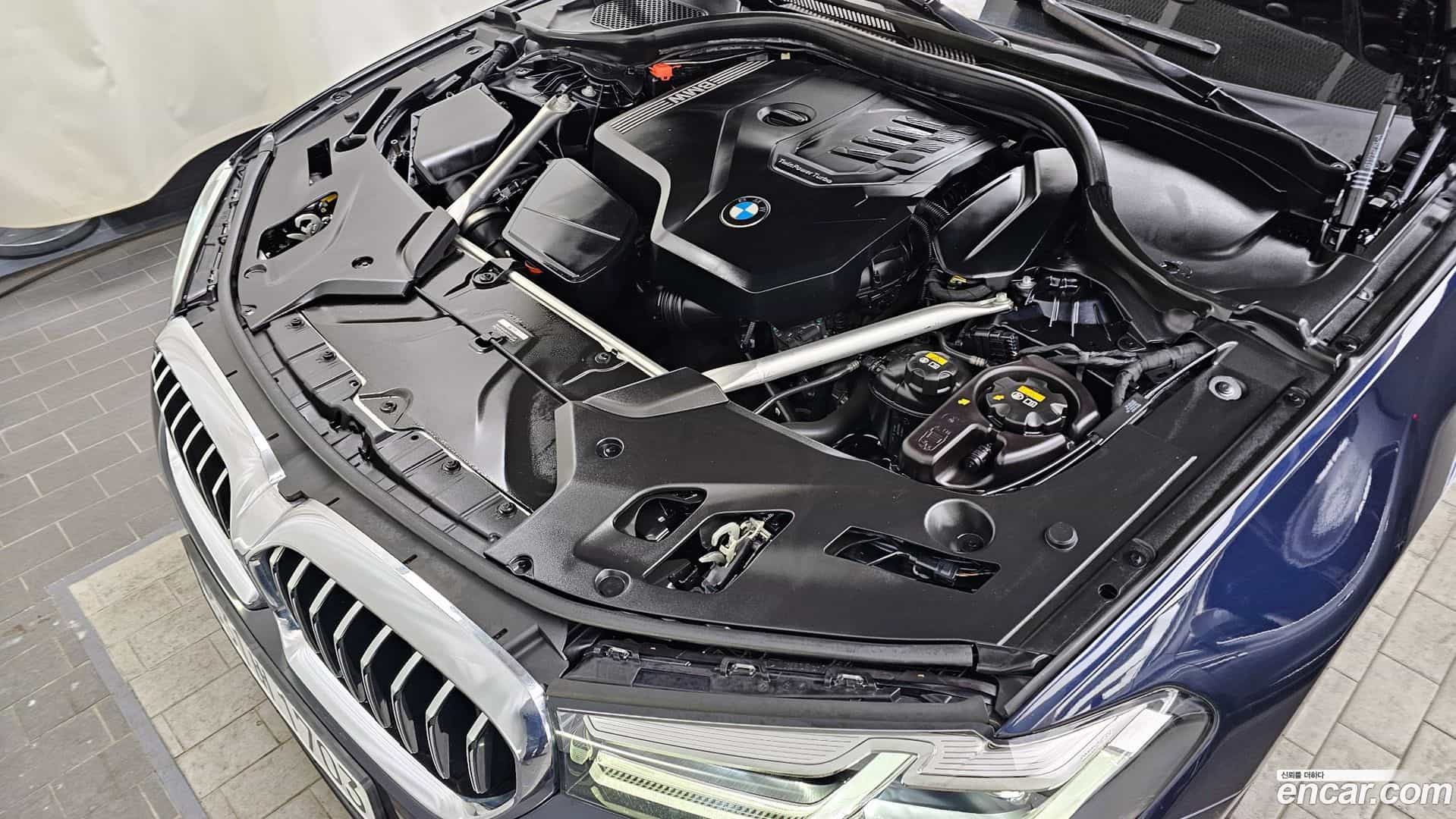 5-Series BMW 2022.6-INNER-006