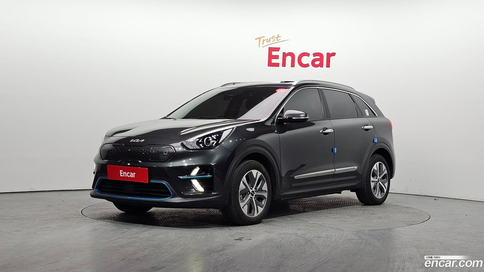 Main__Slider__Photo:Niro Kia 2021.10-0