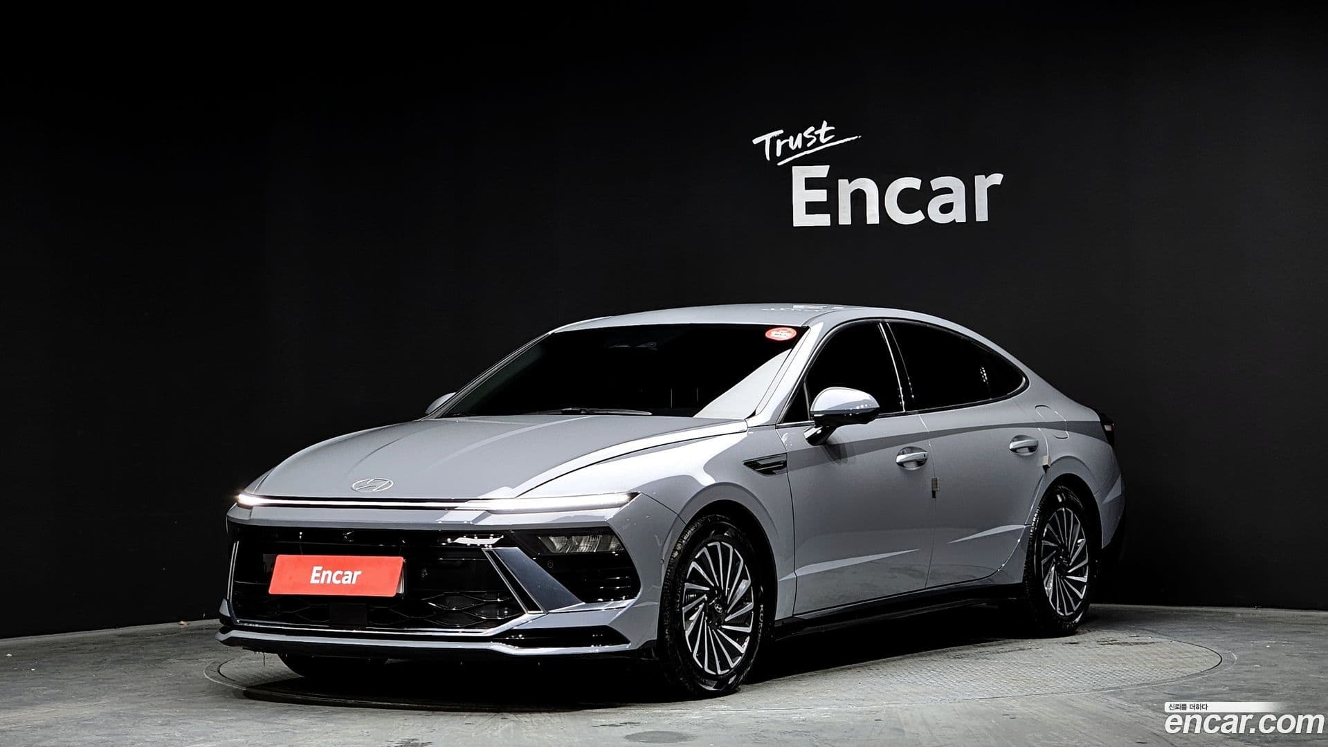 Main__Slider__Photo:Sonata Hyundai 2023.9-0