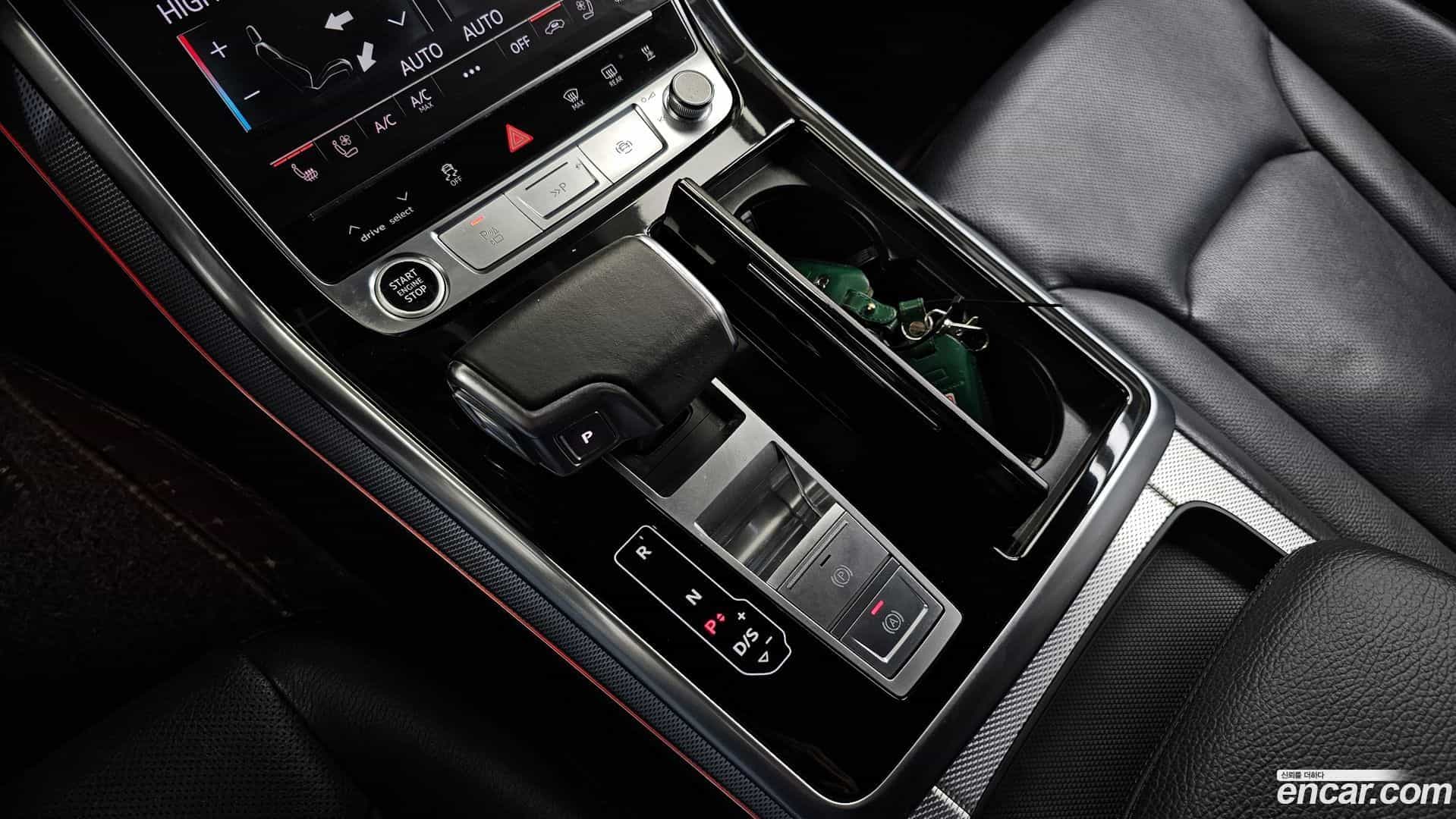 Q8 Audi 2021.9-INNER-009