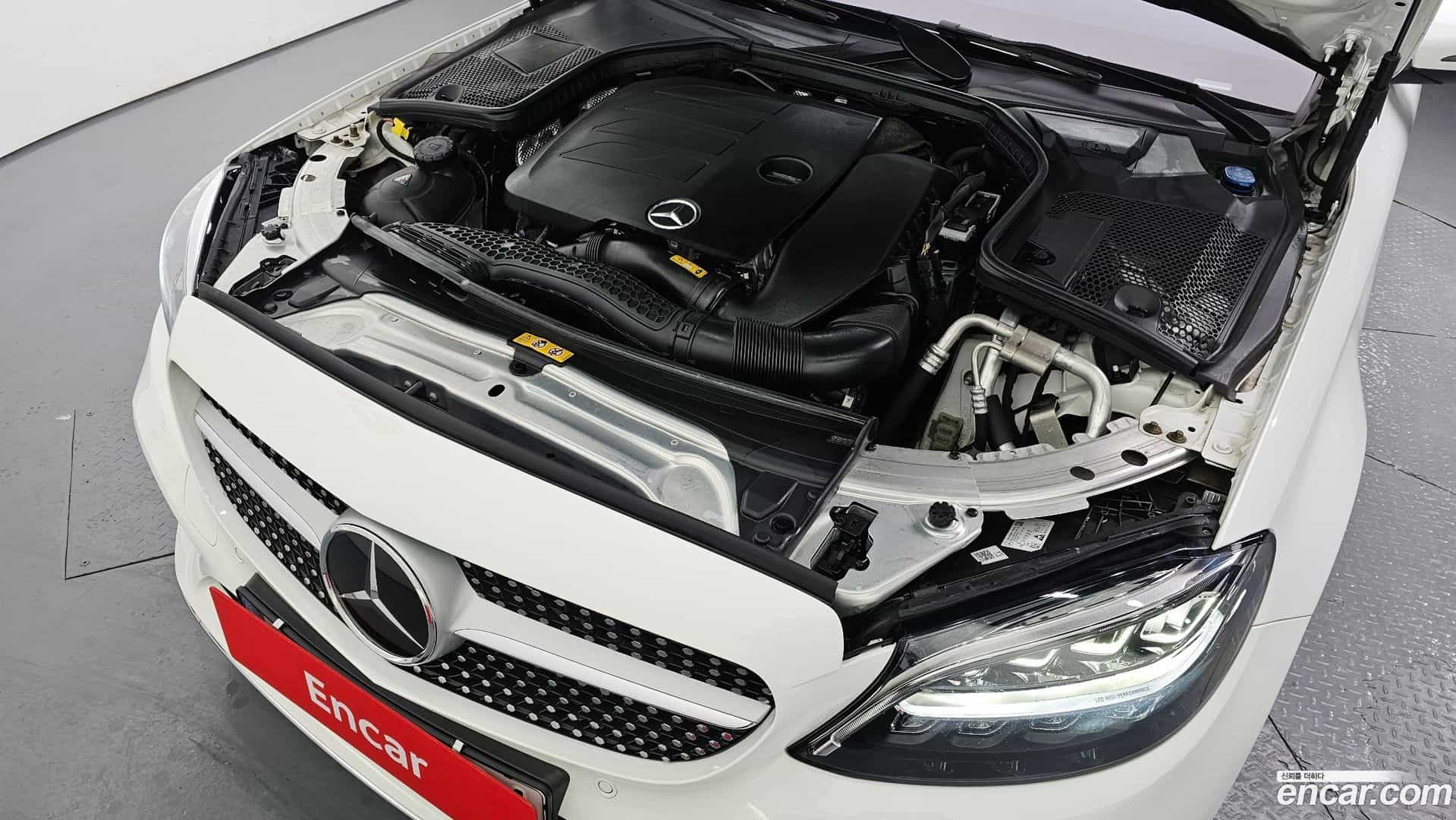 C-Class Mercedes-Benz 2021.3-INNER-006