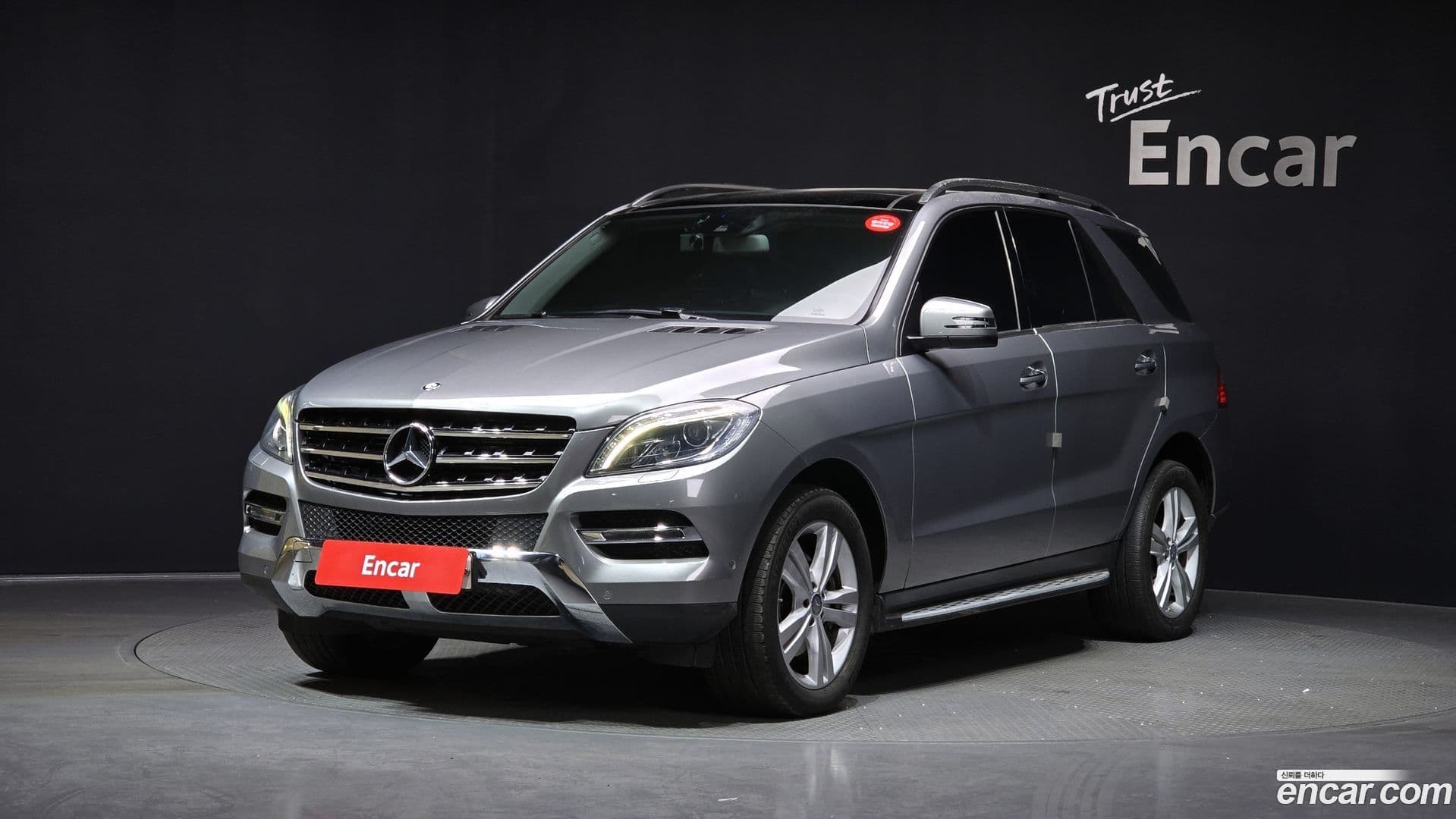 Main__Slider__Photo:M-class Mercedes-Benz 2014.4-0