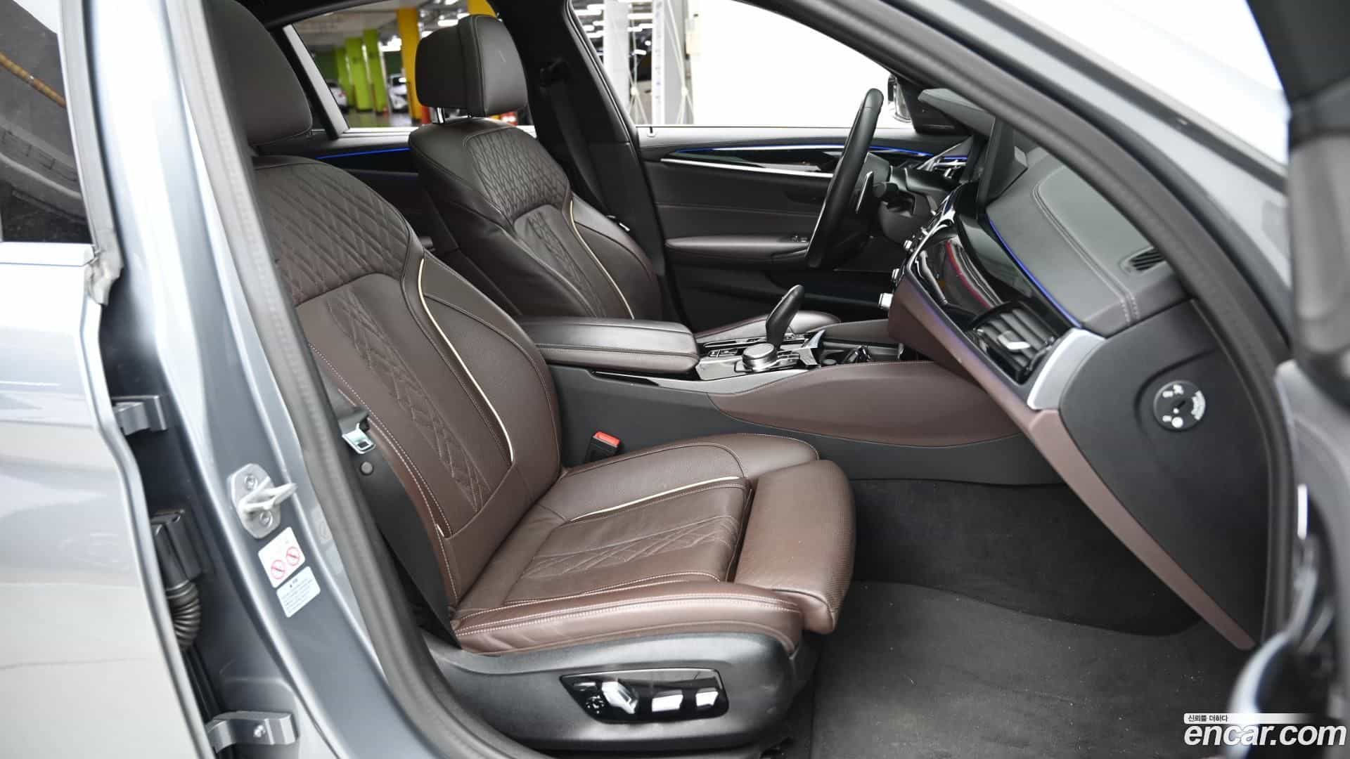 5-Series BMW 2023.6-INNER-010