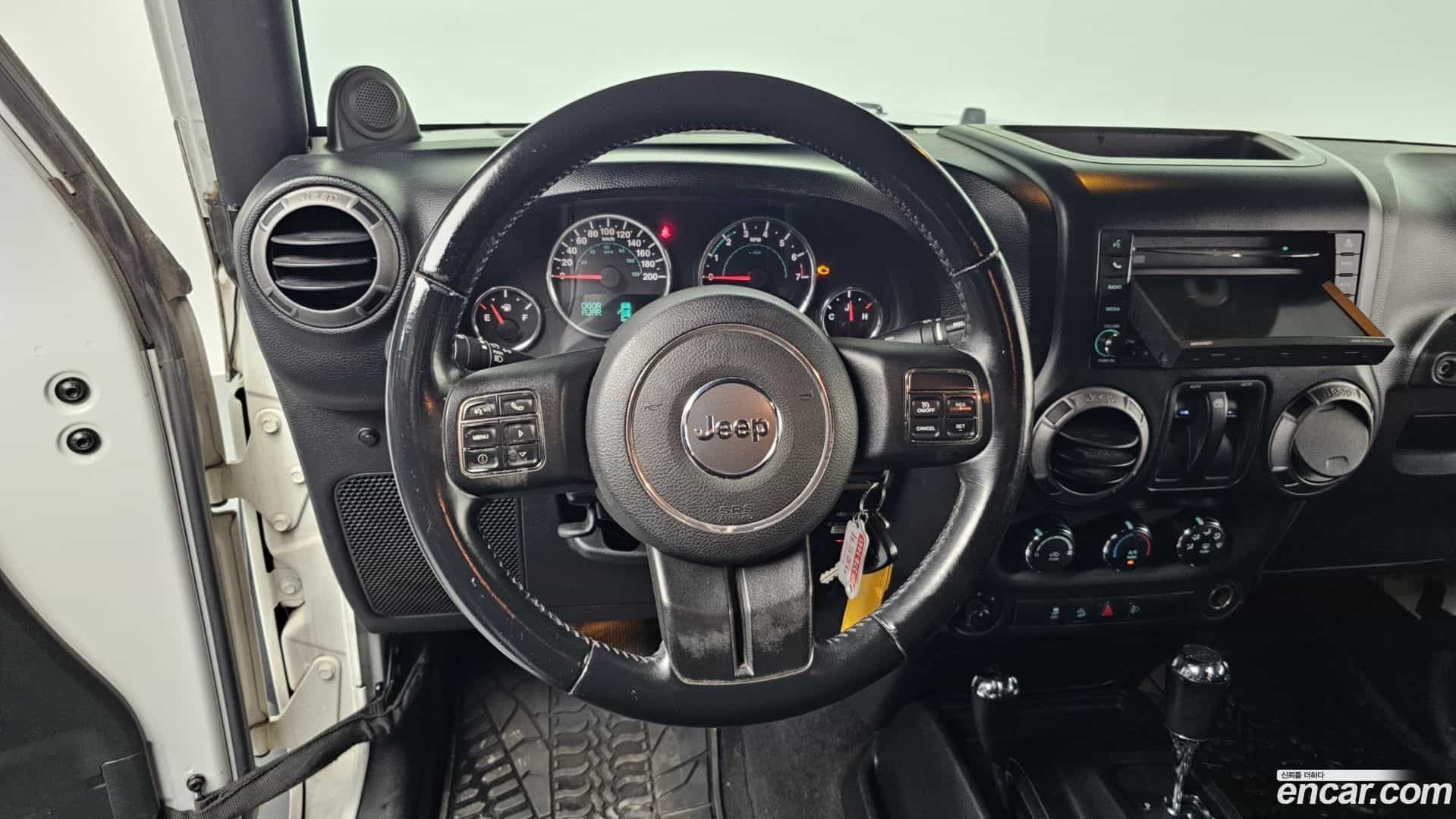 Wrangler Jeep 2013.5-OPTION-017
