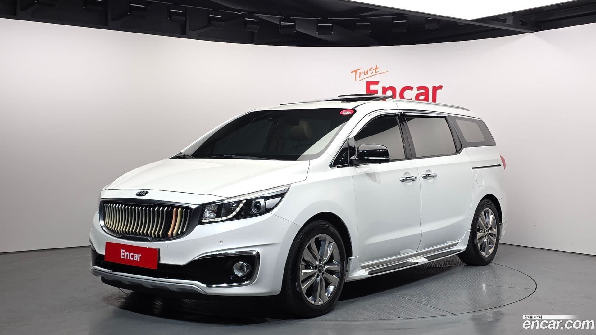 Main__Slider__Photo:Canival Kia 2014.7-0