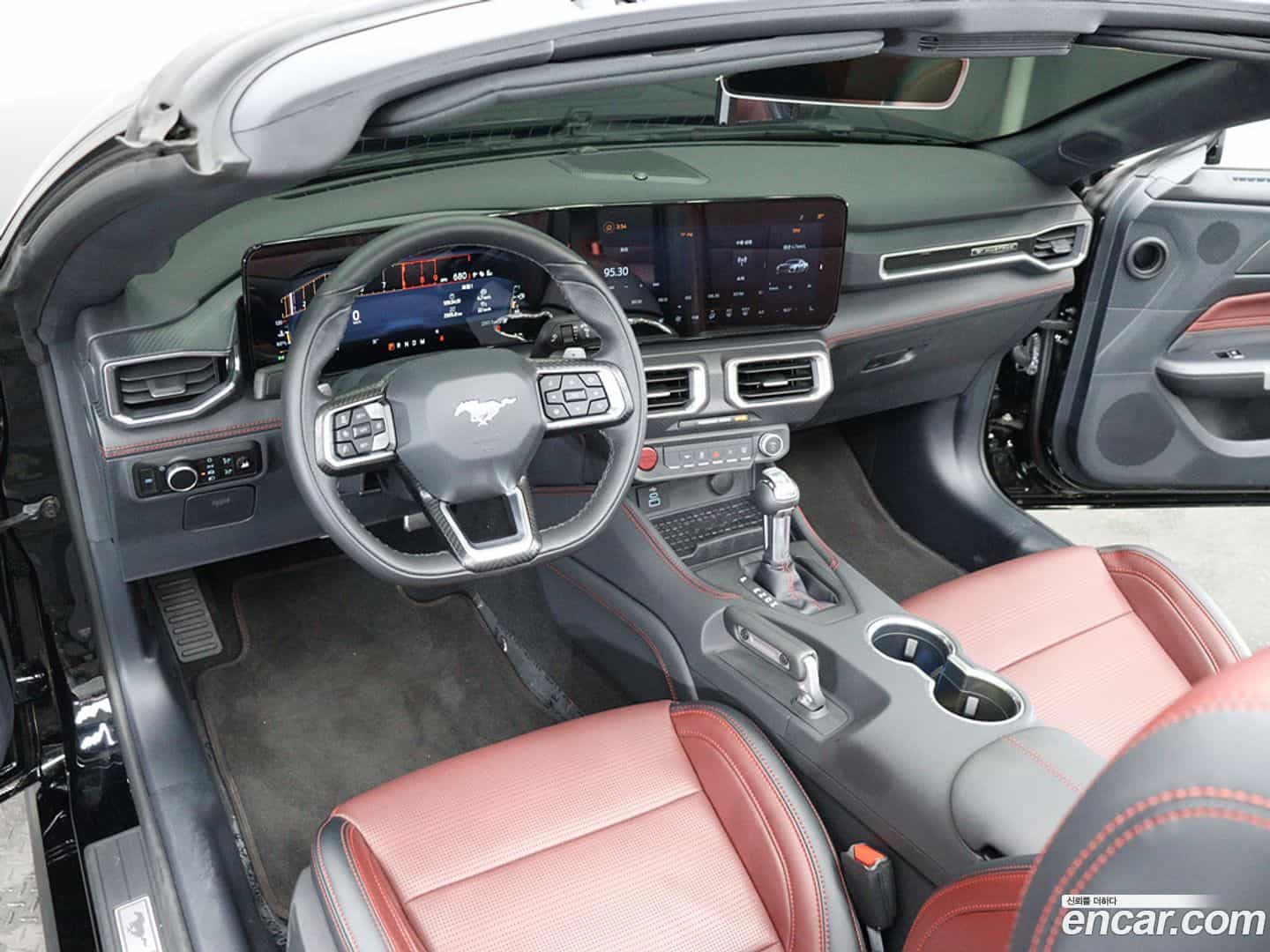 Mustang Ford 2024.2-INNER-007