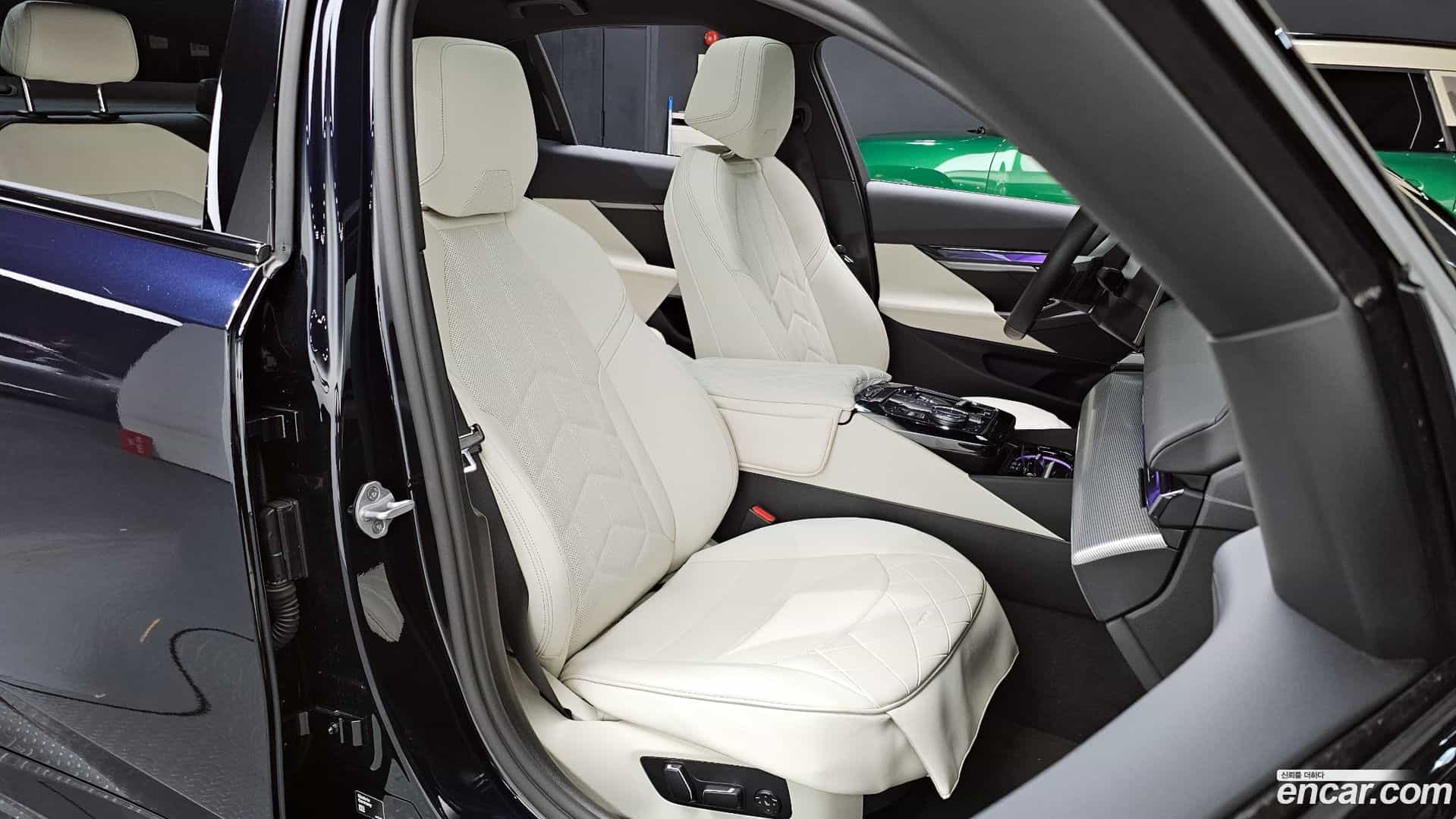 5-Series BMW 2025.3-INNER-010