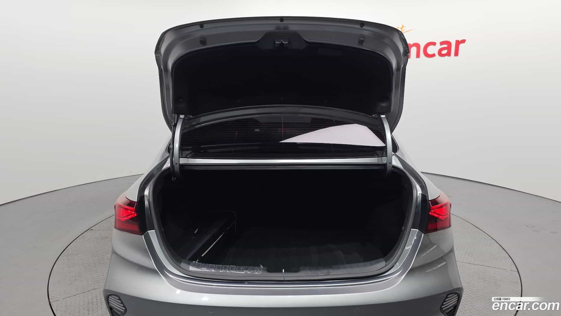 K3 Kia 2022.8-OPTION-024