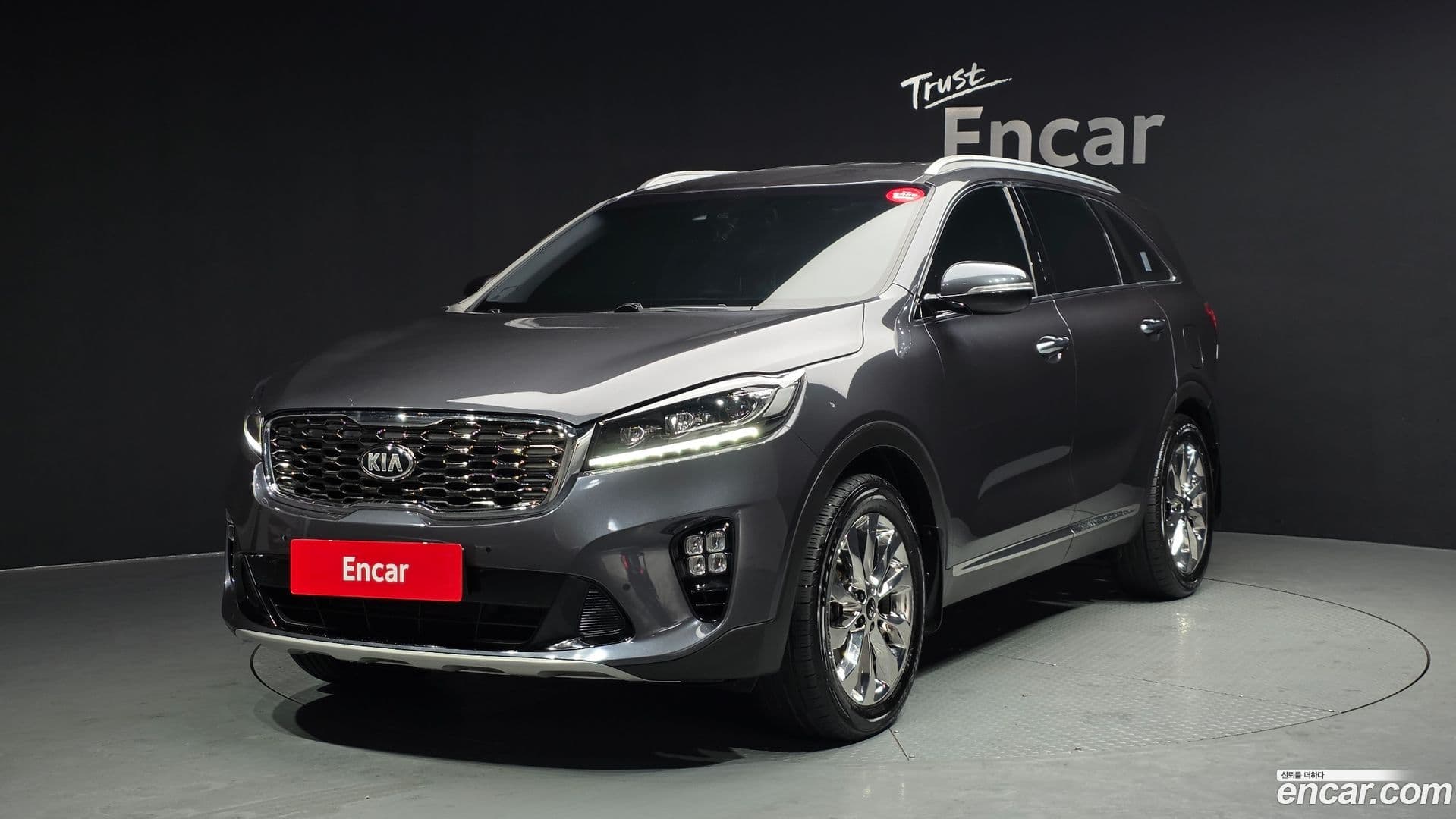 Main__Slider__Photo:Sorento Kia 2019.11-0