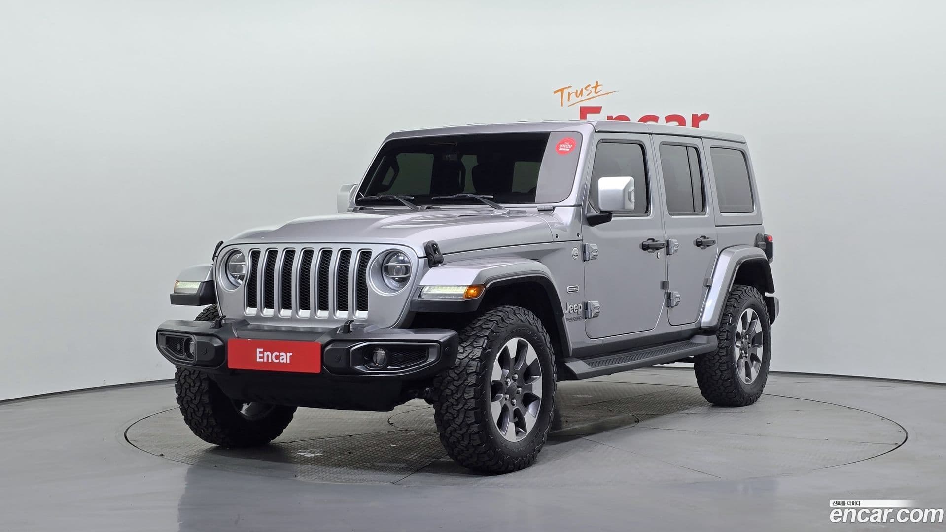 Main__Slider__Photo:Wrangler Jeep 2021.2-0