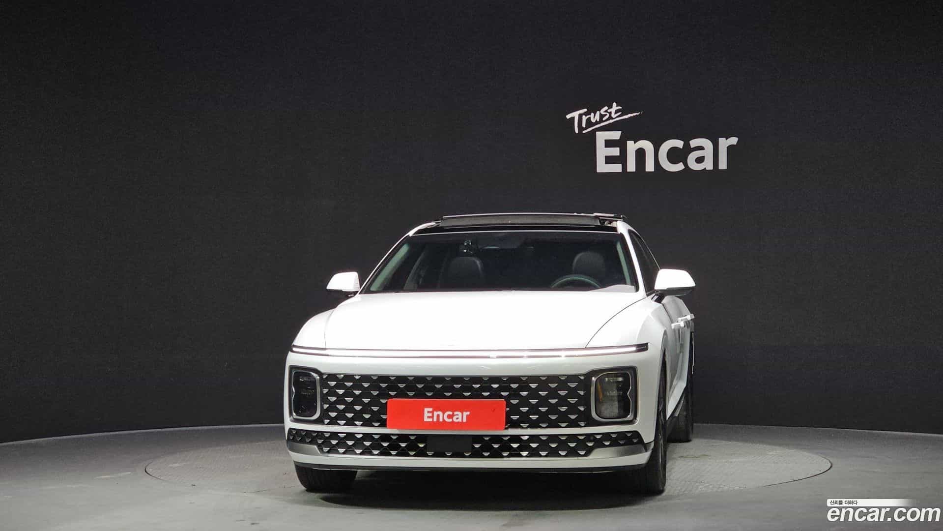 Grandeur Hyundai 2023.0-OUTER-003