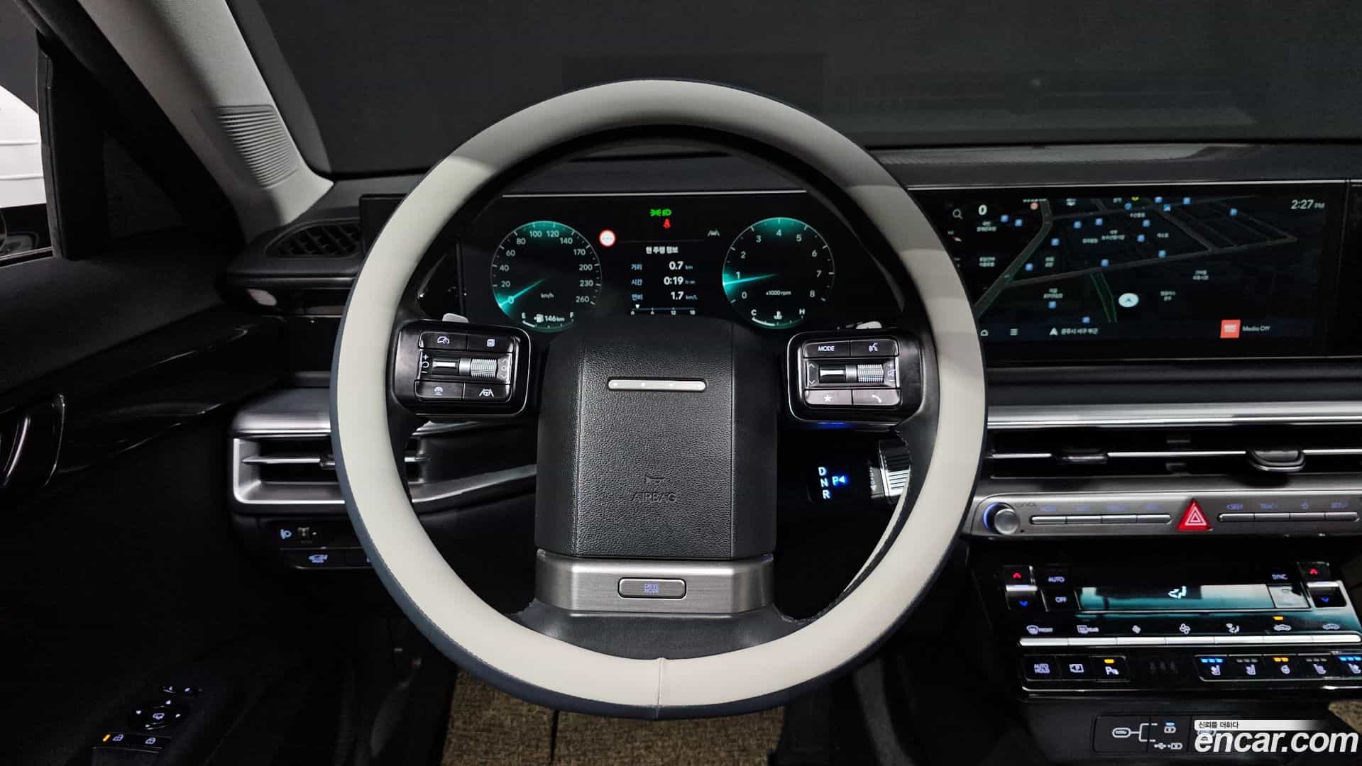 Grandeur Hyundai 2023.0-OPTION-017