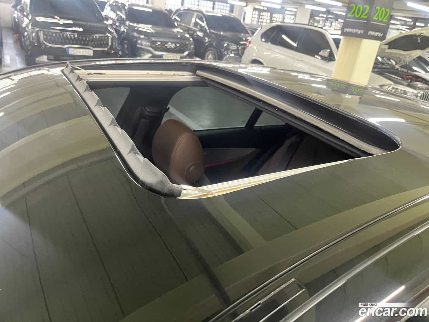 E-Class Mercedes-Benz 2020.1-OPTION-019