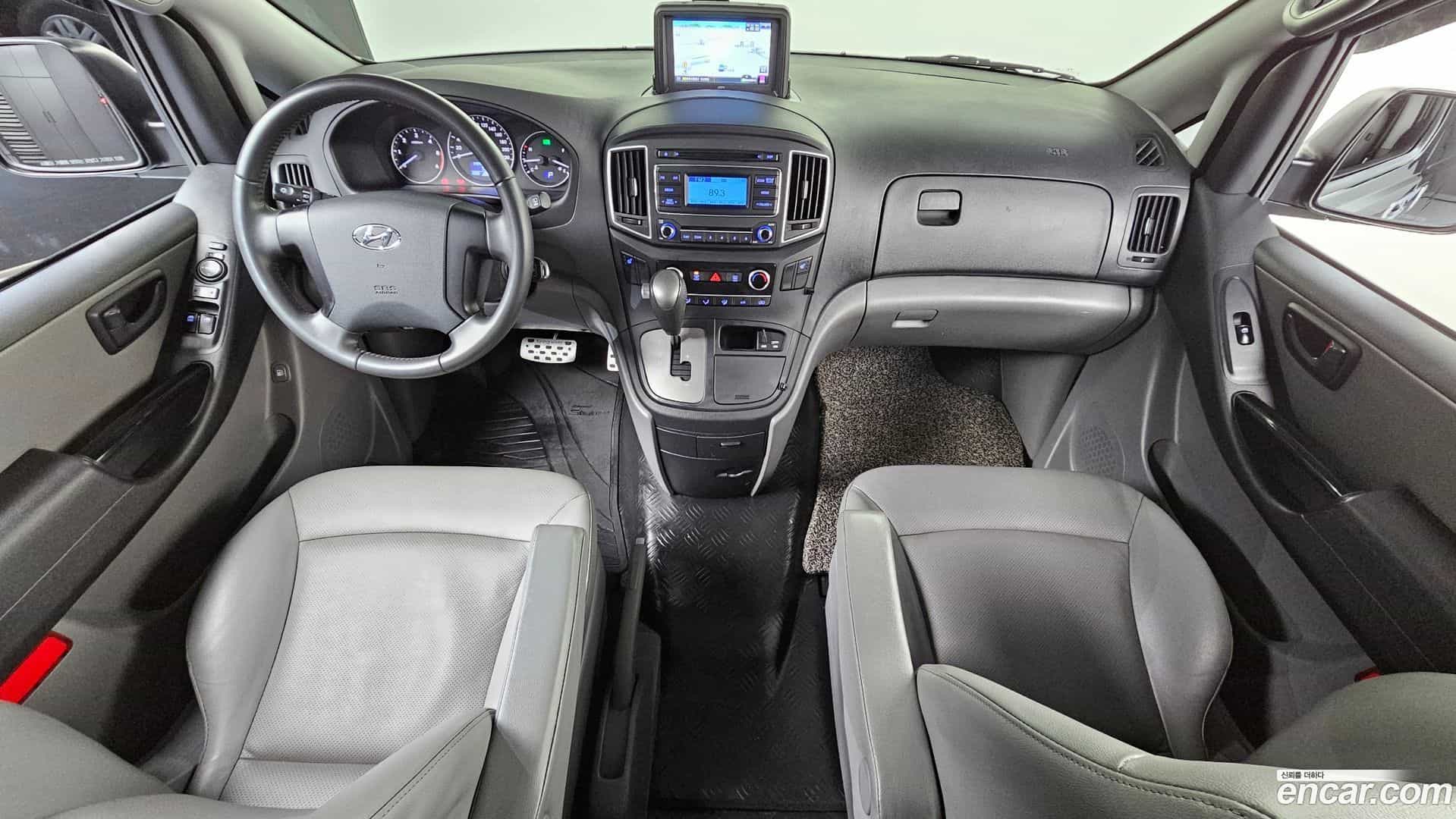Starex Hyundai 2021.0-INNER-007
