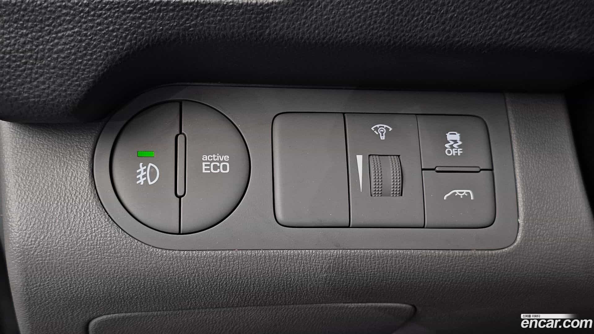 Starex Hyundai 2021.0-OPTION-018