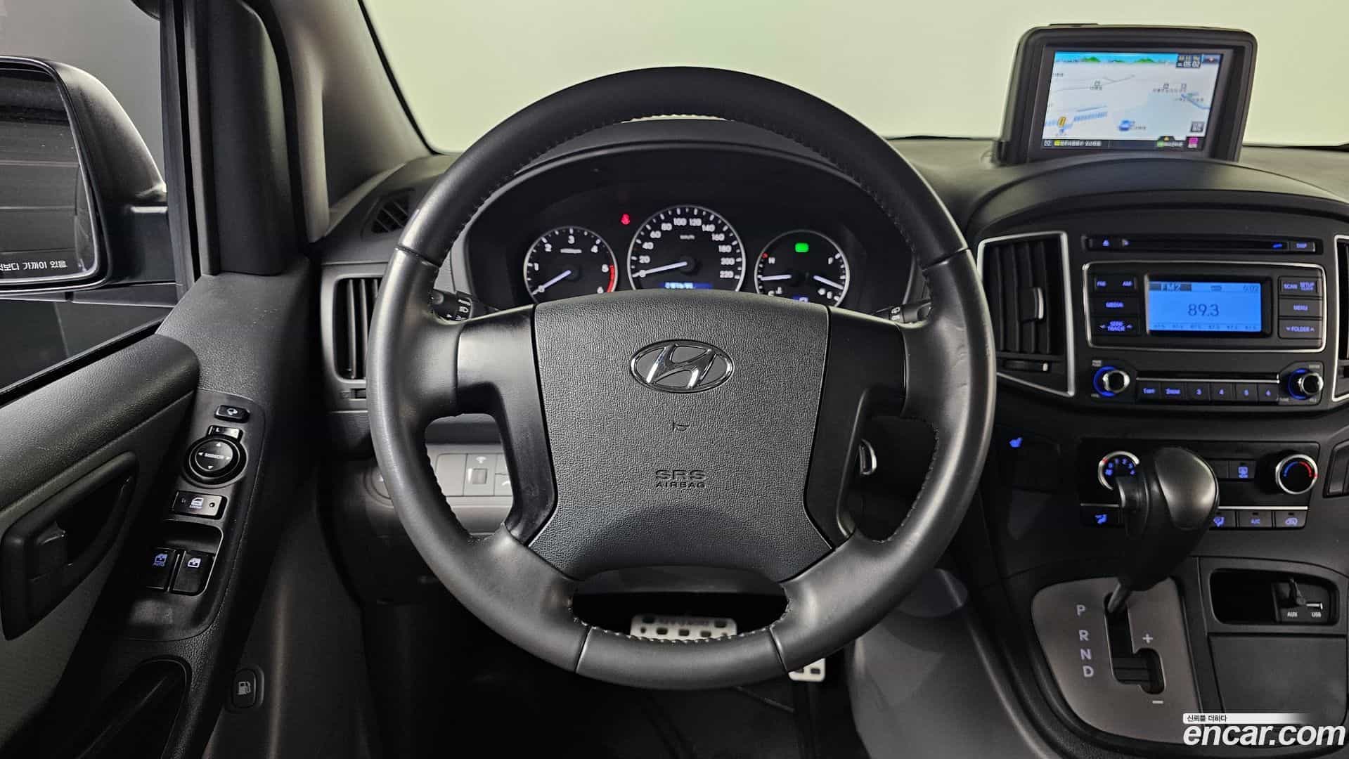 Starex Hyundai 2021.0-OPTION-020