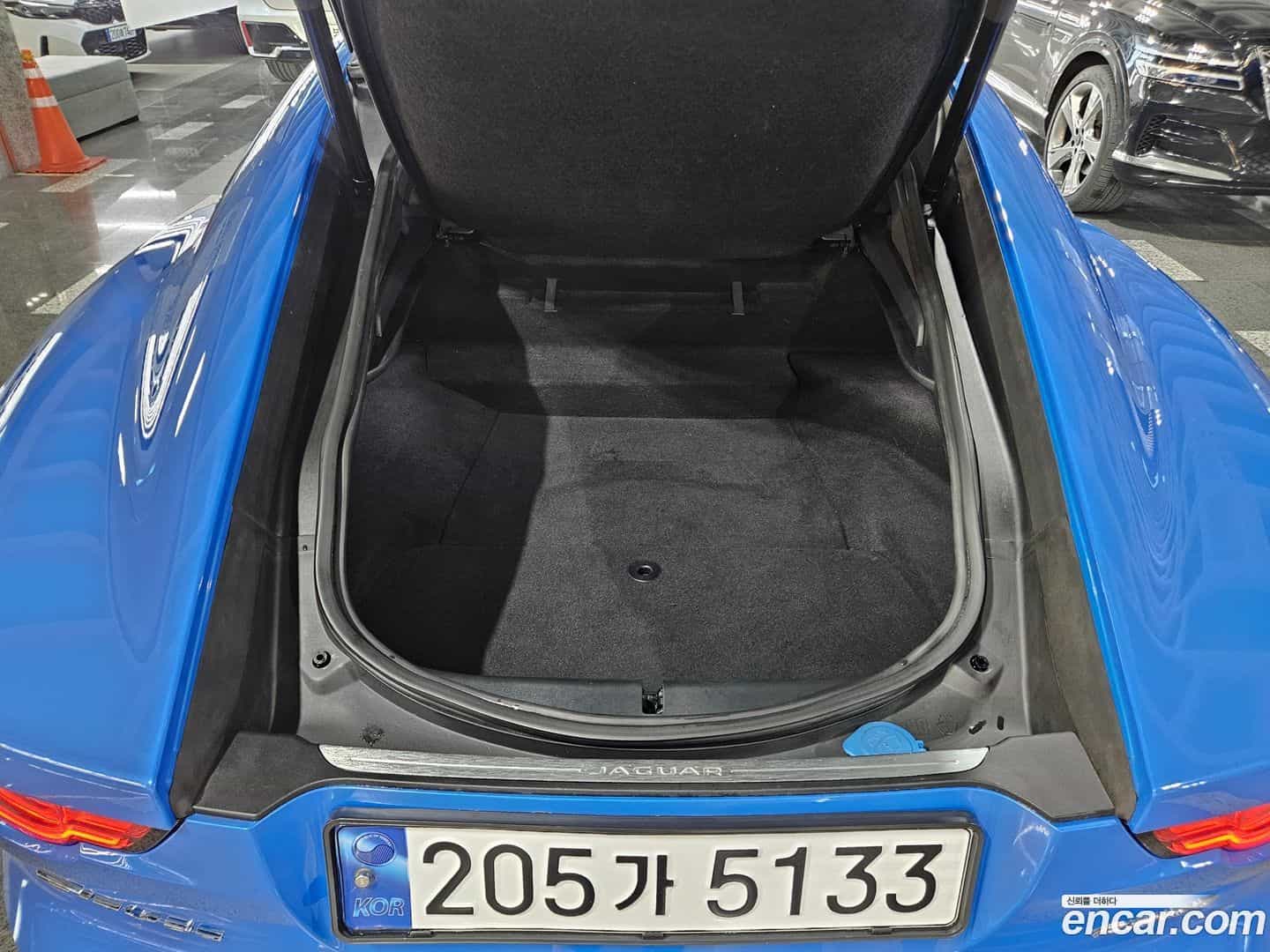 F-TYPE Jaguar 2019.1-OPTION-022