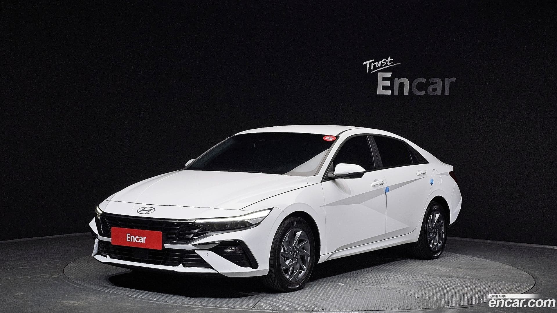Main__Slider__Photo:AVANTE Hyundai 2023.6-0