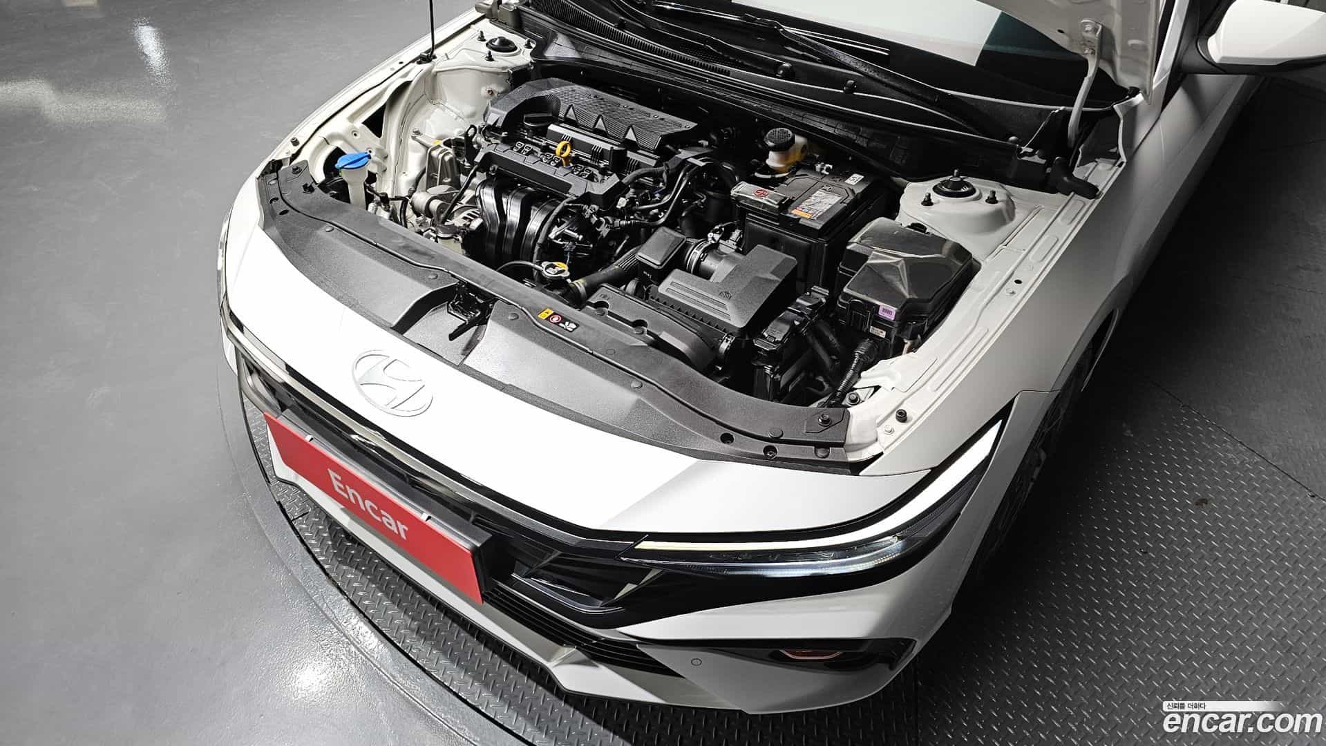 AVANTE Hyundai 2023.6-INNER-006