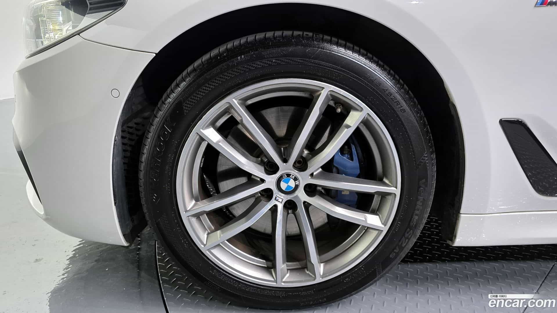 5-Series BMW 2017.5-OUTER-005