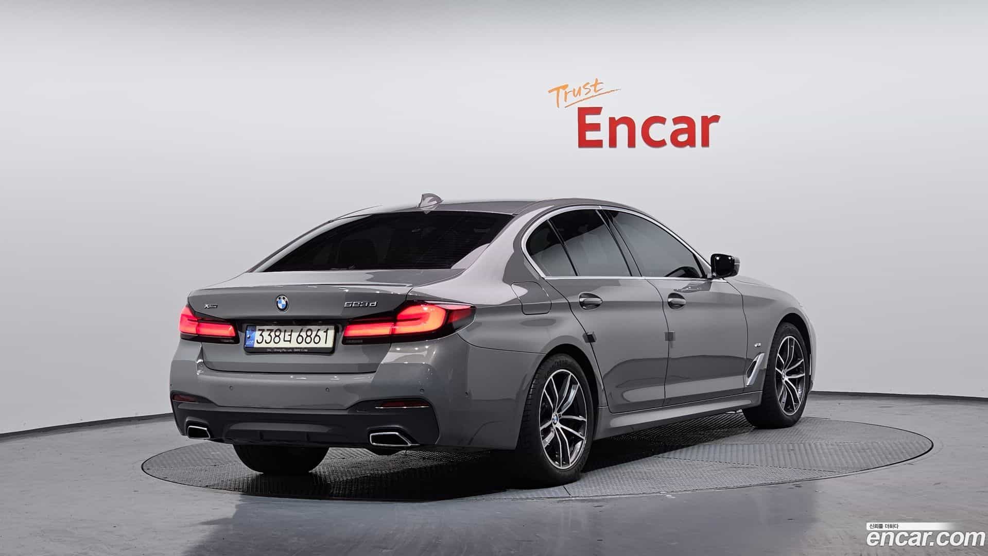 5-Series BMW 2021.0-OUTER-002