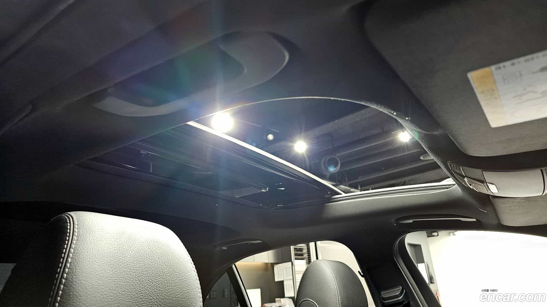 E-Class Mercedes-Benz 2022.4-OPTION-022