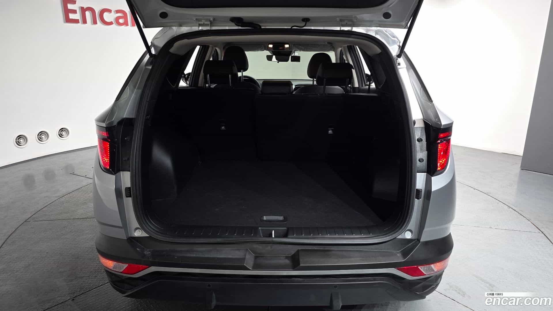 Tucson Hyundai 2023.6-OPTION-024