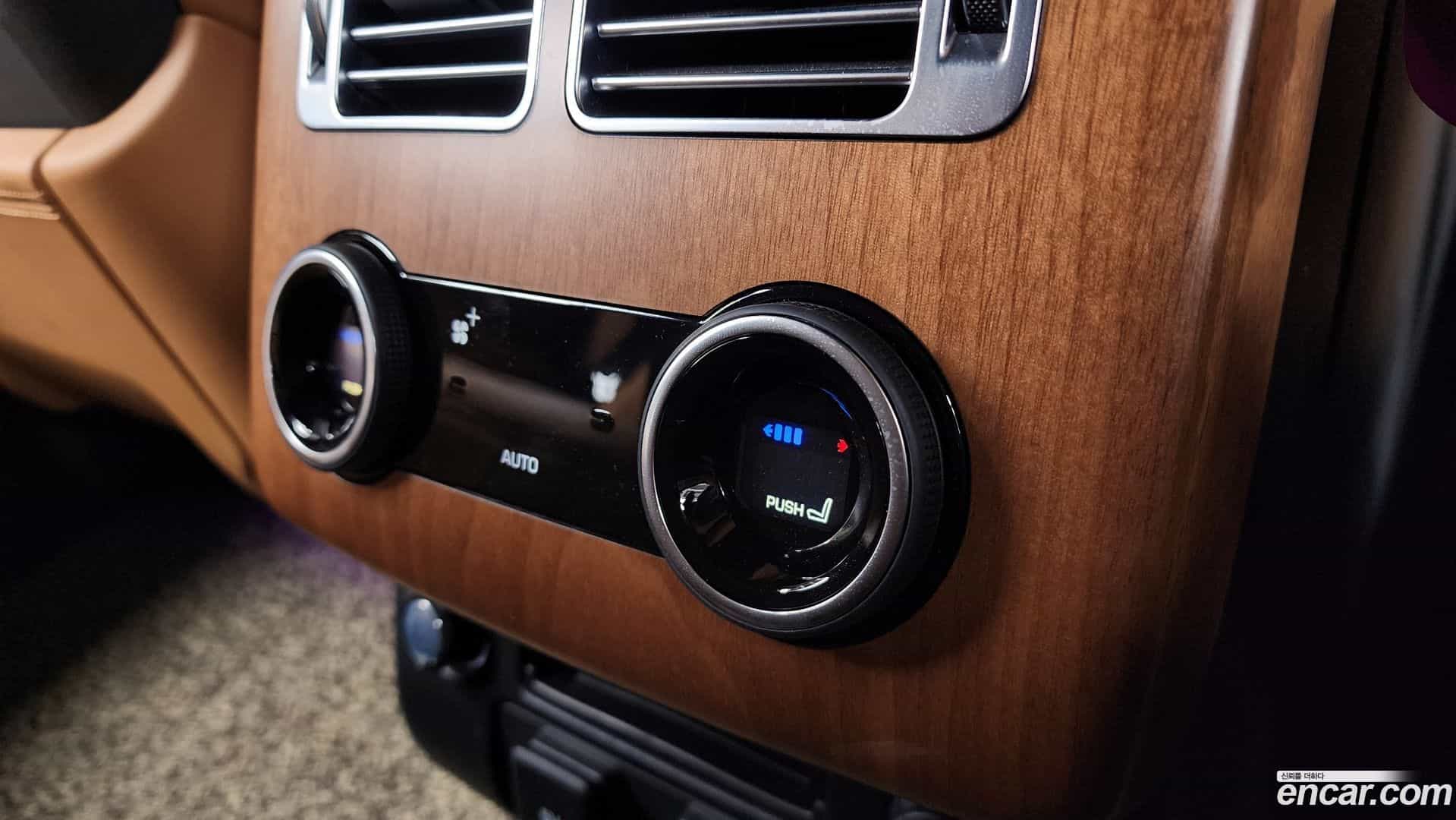 Range Rover Land Rover 2018.9-OPTION-023