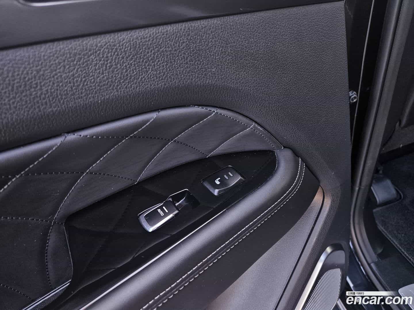 Rexton KG Mobility 2023.9-OPTION-022