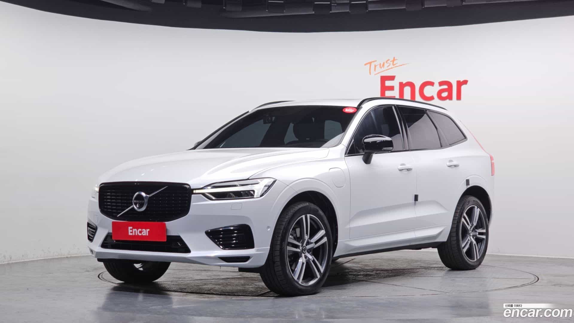 XC60 Volvo 2020.10-OUTER-001