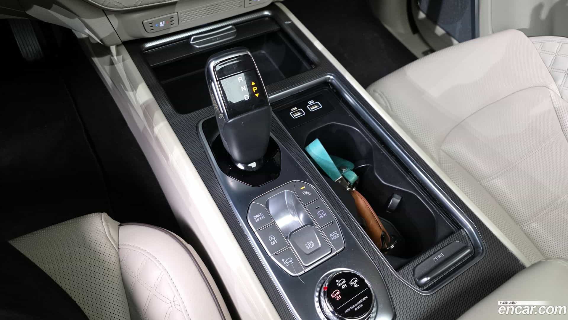 Rexton KG Mobility 2021.5-INNER-009