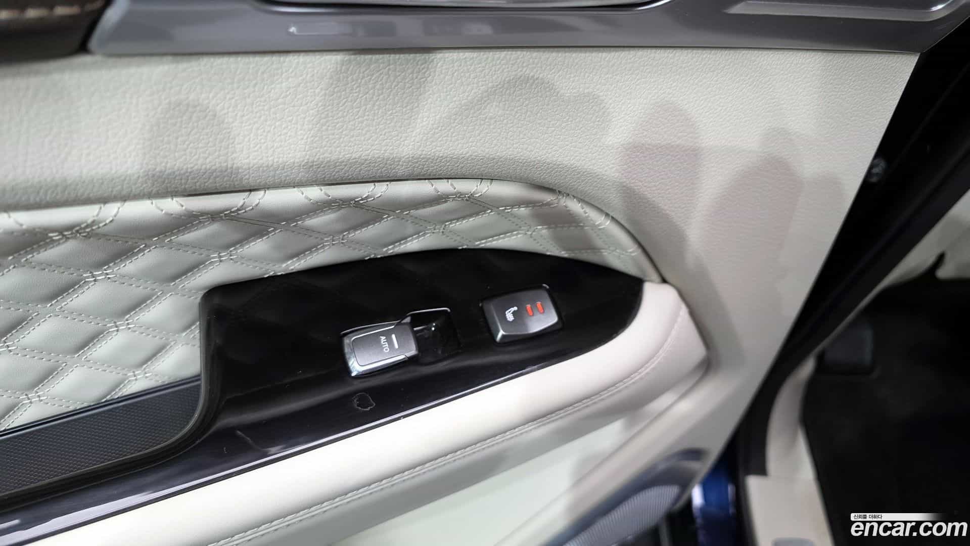 Rexton KG Mobility 2021.5-OPTION-022