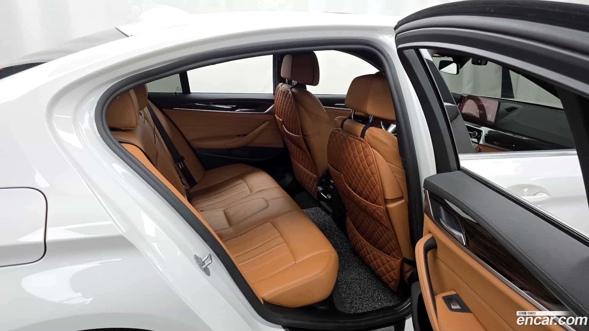 5-Series BMW 2021.0-OPTION-016