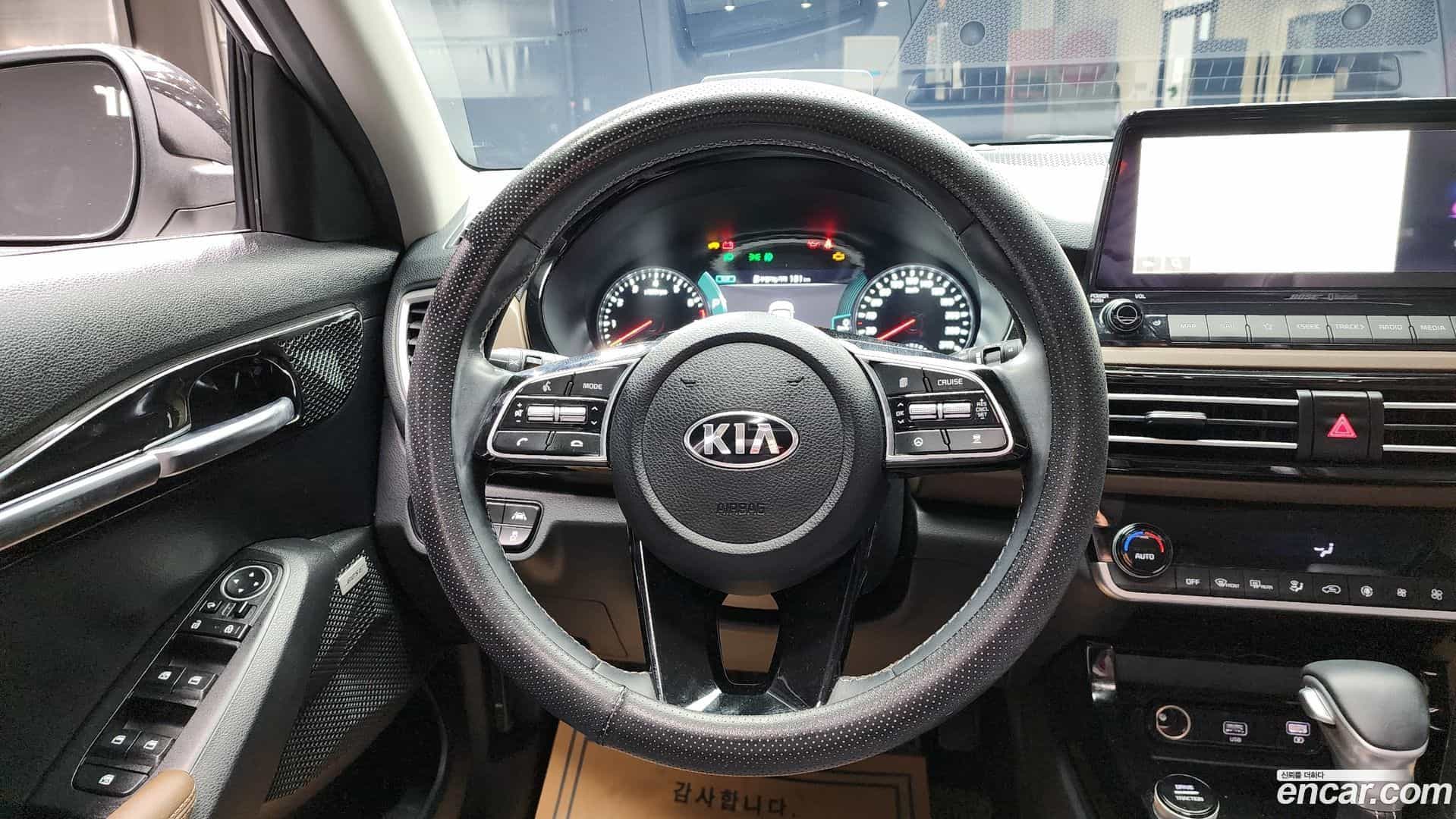Seltos Kia 2019.6-OPTION-018