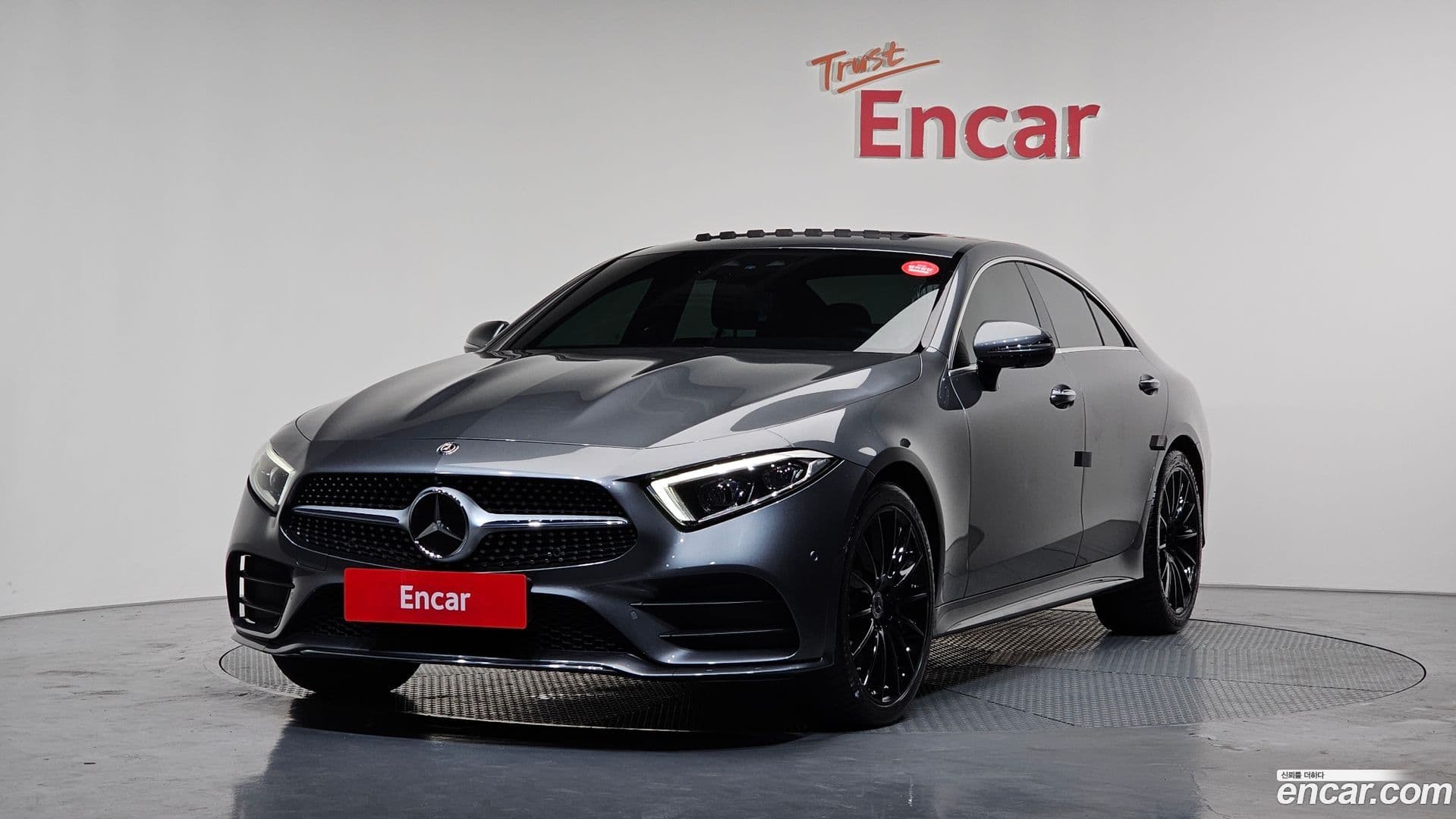Main__Slider__Photo:CLS-Class Mercedes-Benz 2021.6-0