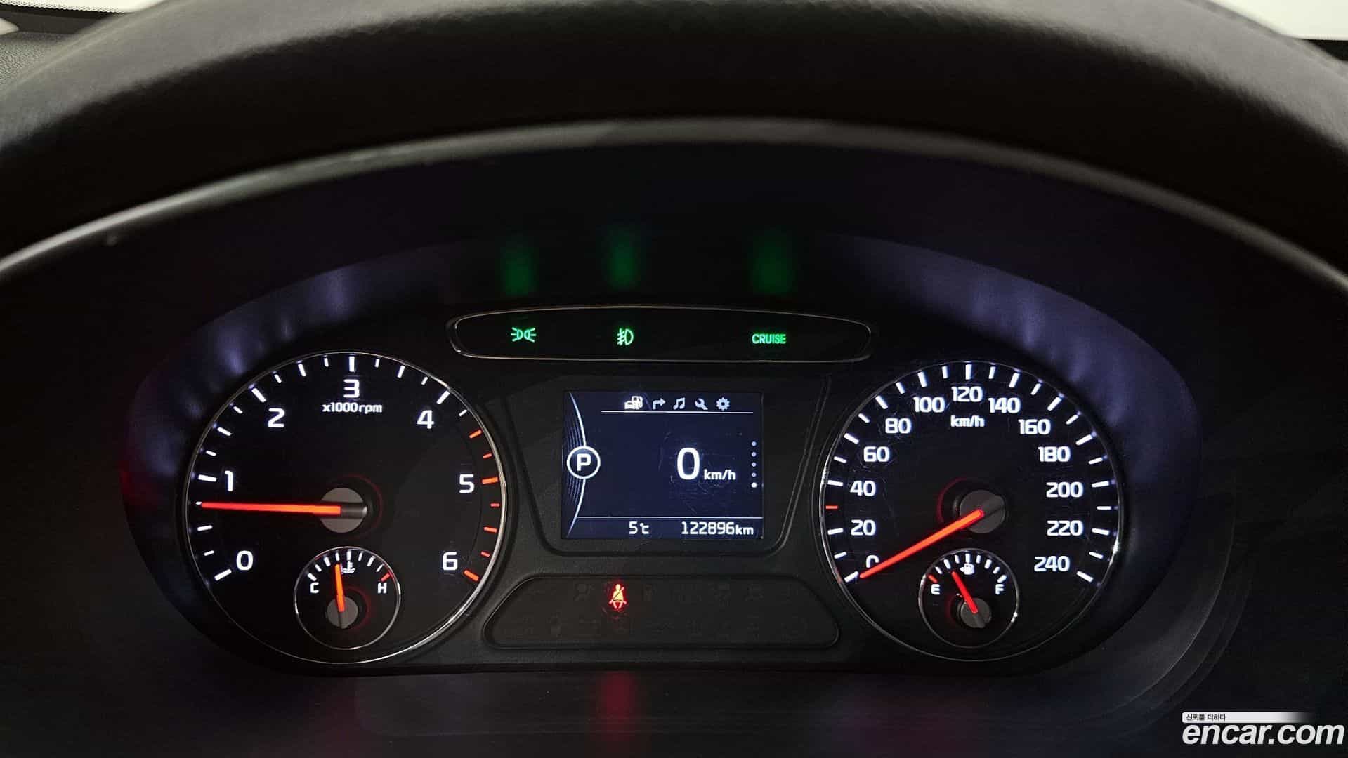 Sorento Kia 2015.8-INNER-008