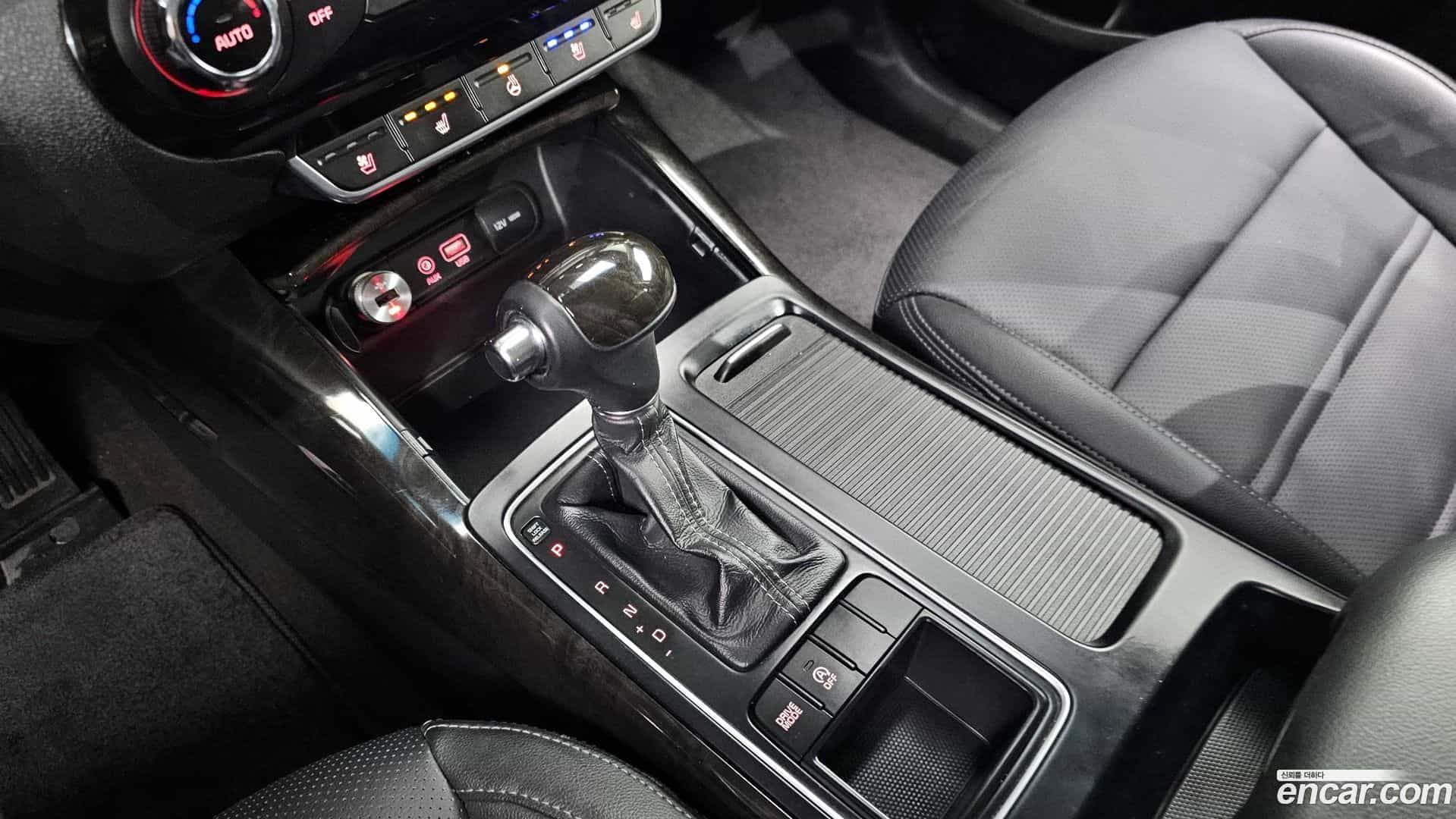Sorento Kia 2015.8-INNER-009