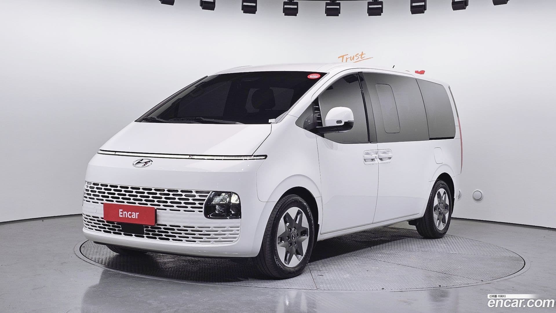 Main__Slider__Photo:Staria Hyundai 2023.1-0