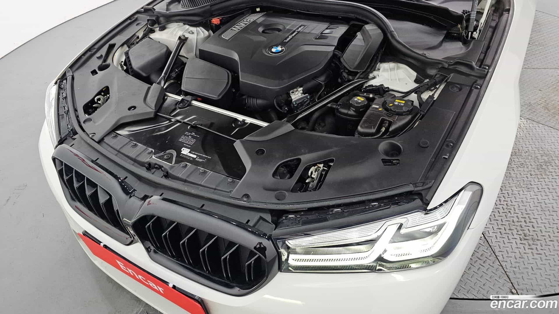 5-Series BMW 2017.11-INNER-006
