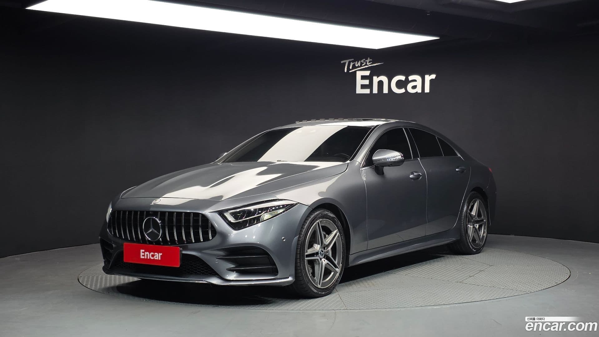 Main__Slider__Photo:CLS-Class Mercedes-Benz 2020.7-0