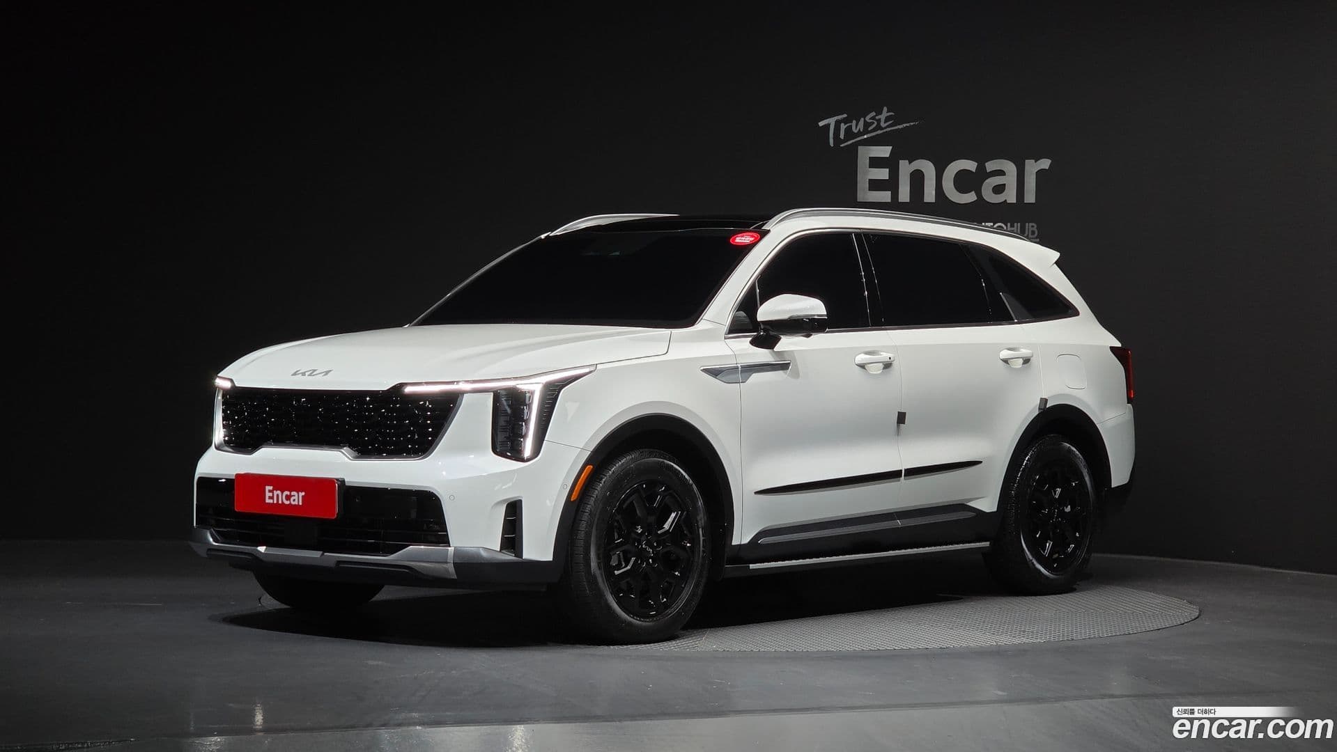 Main__Slider__Photo:Sorento Kia 2024.0-0