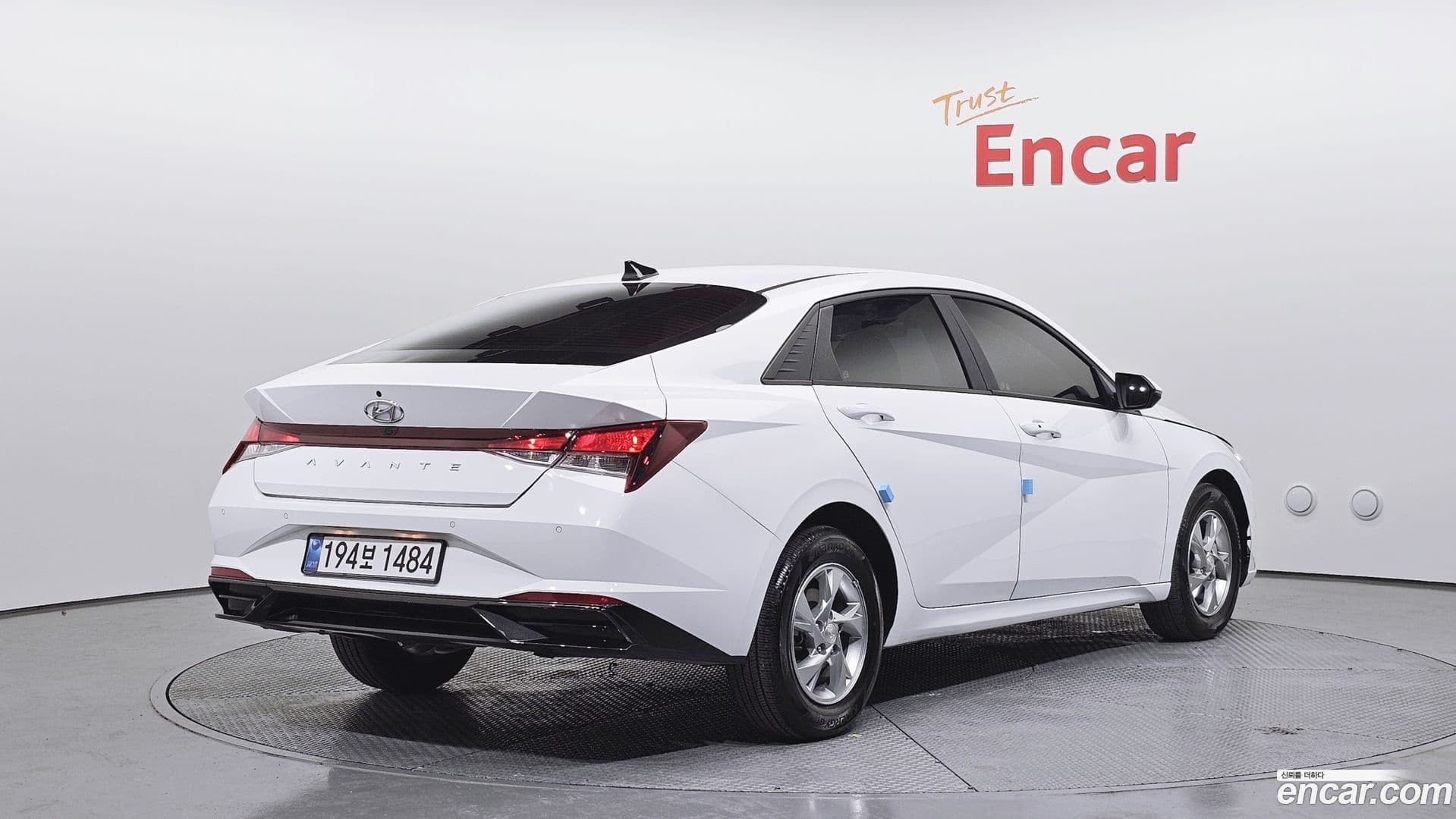 Main__Slider__Photo:AVANTE Hyundai 2022.0-1