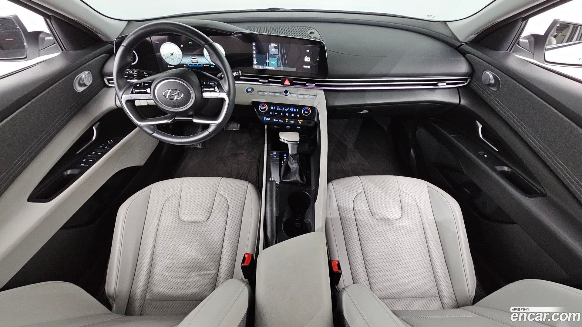 Main__Slider__Photo:AVANTE Hyundai 2022.0-6