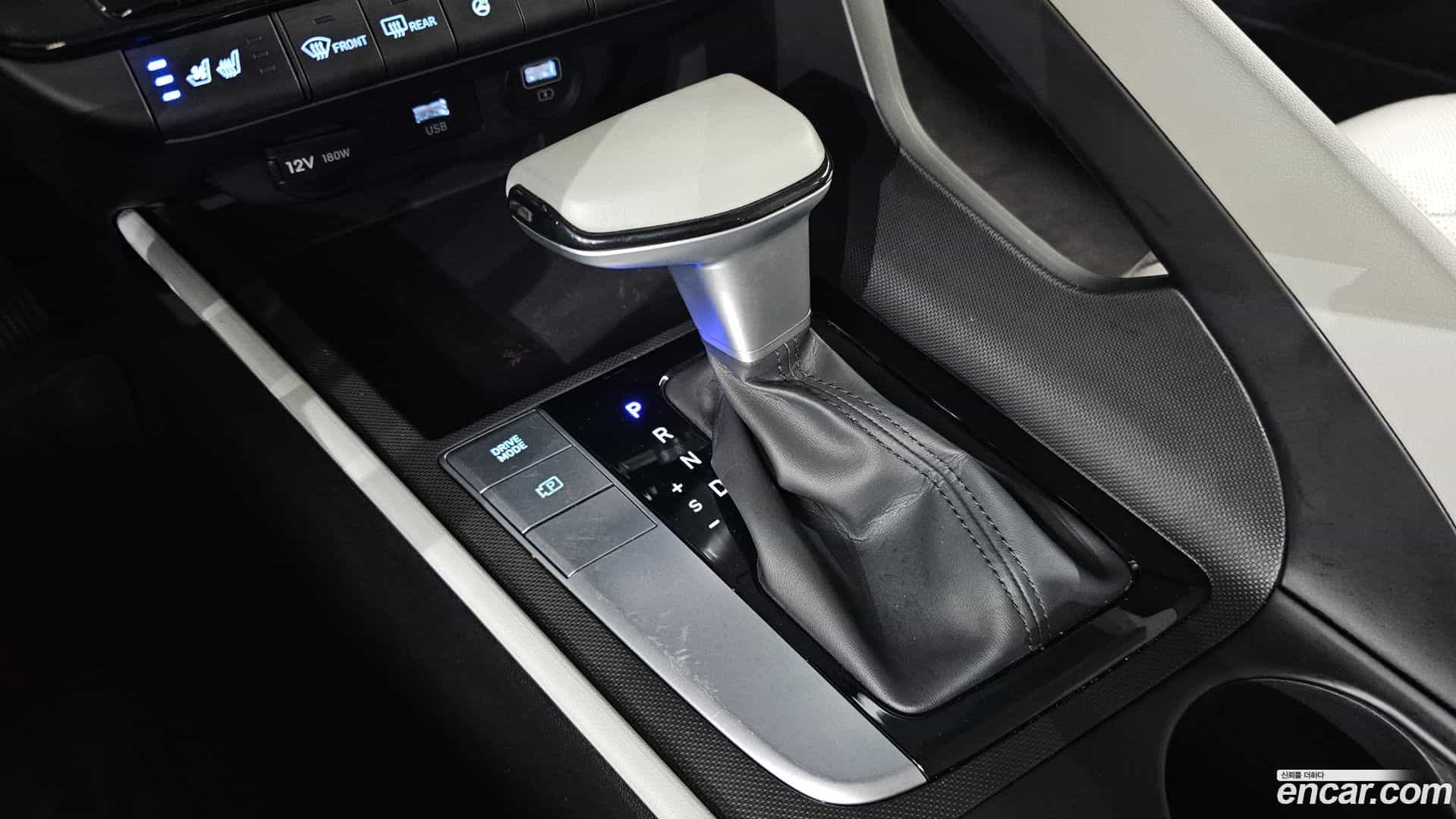 AVANTE Hyundai 2022.0-INNER-009